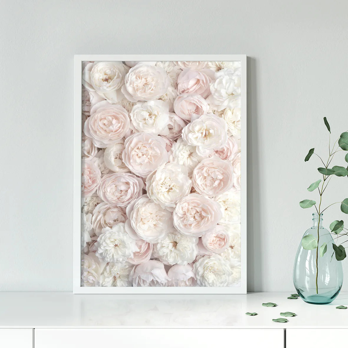 Elegant pastel rose wallpaper