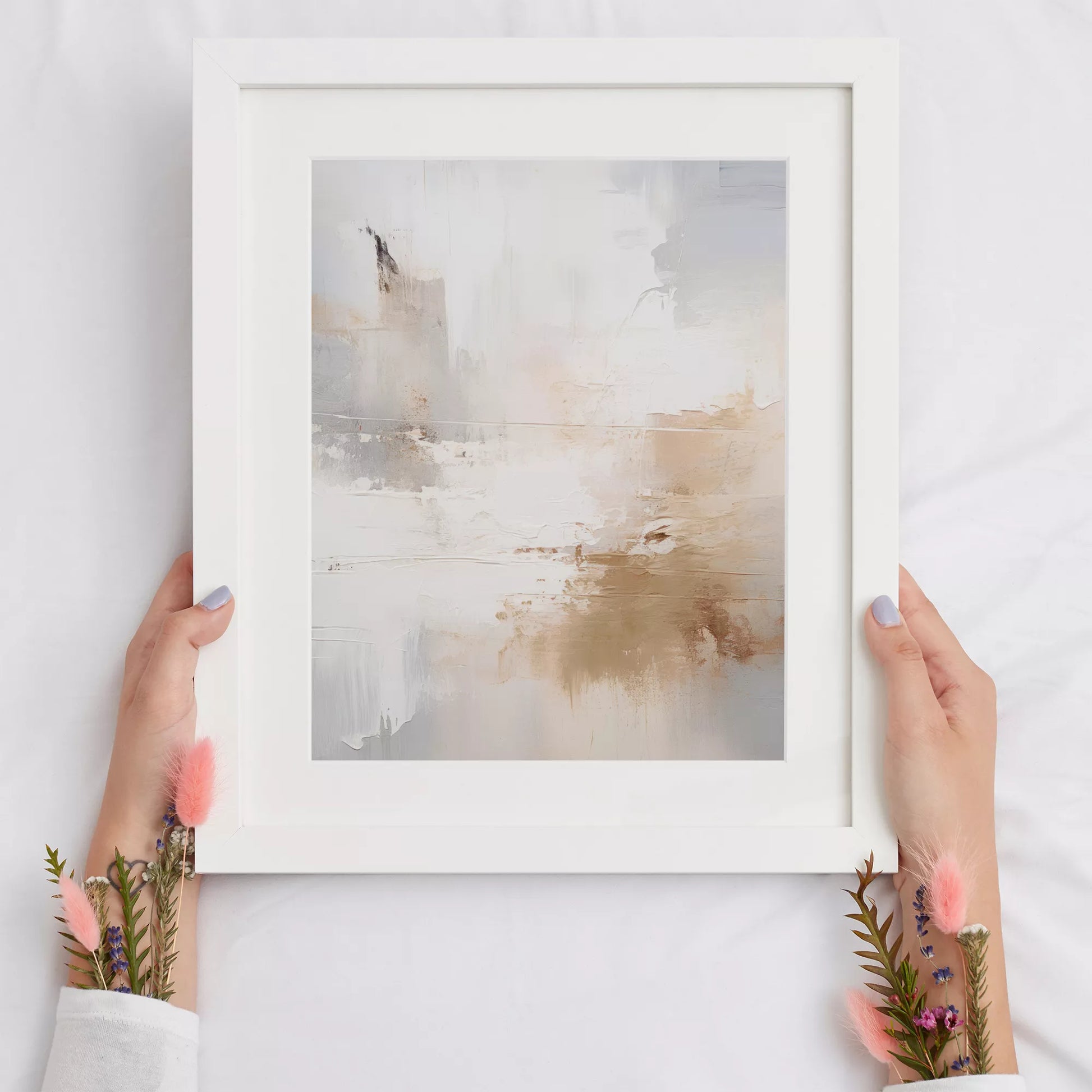 ホワイトとベージュの抽象的なモダンアートポスター