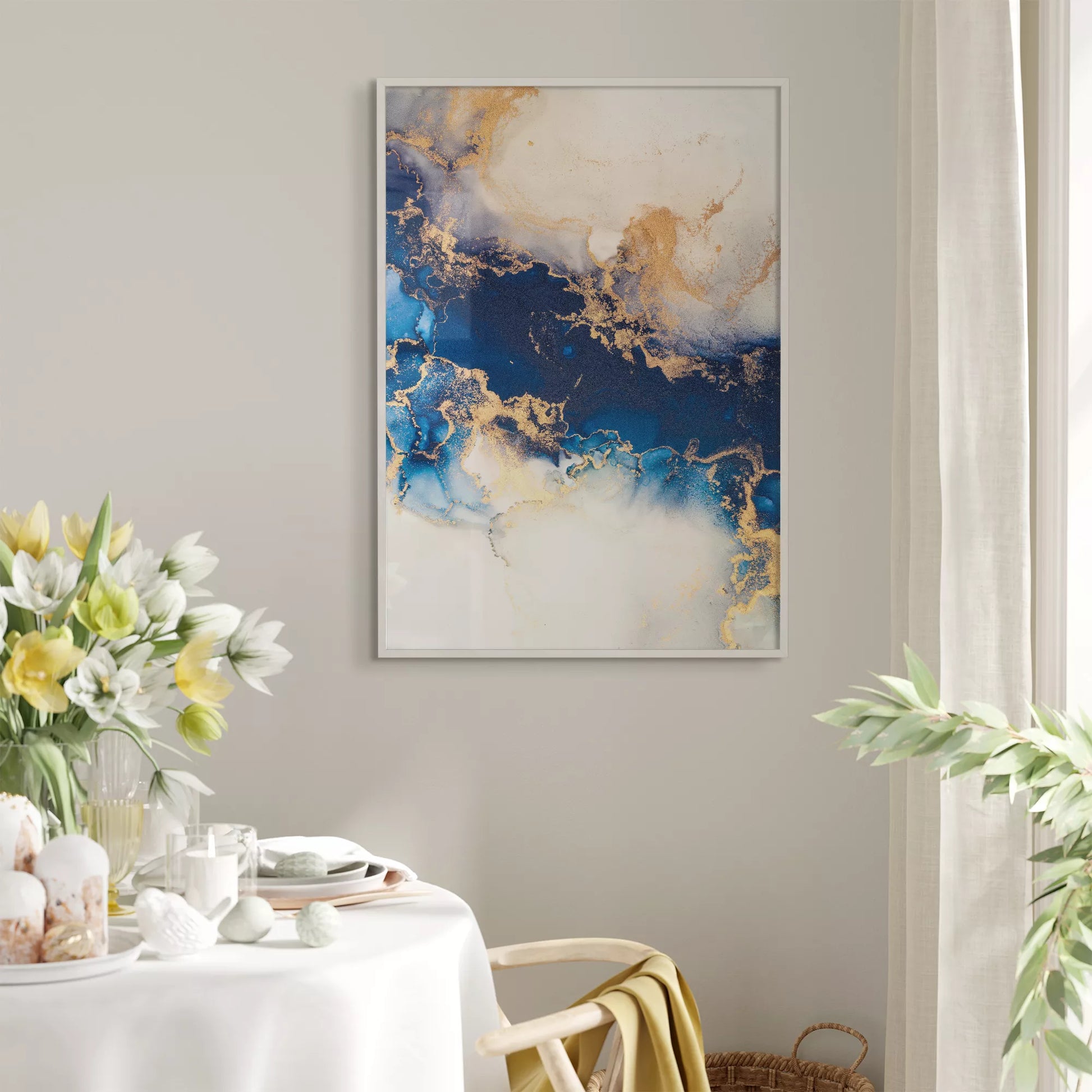深い青と金箔が織りなす抽象的な水墨画風アートプリント
