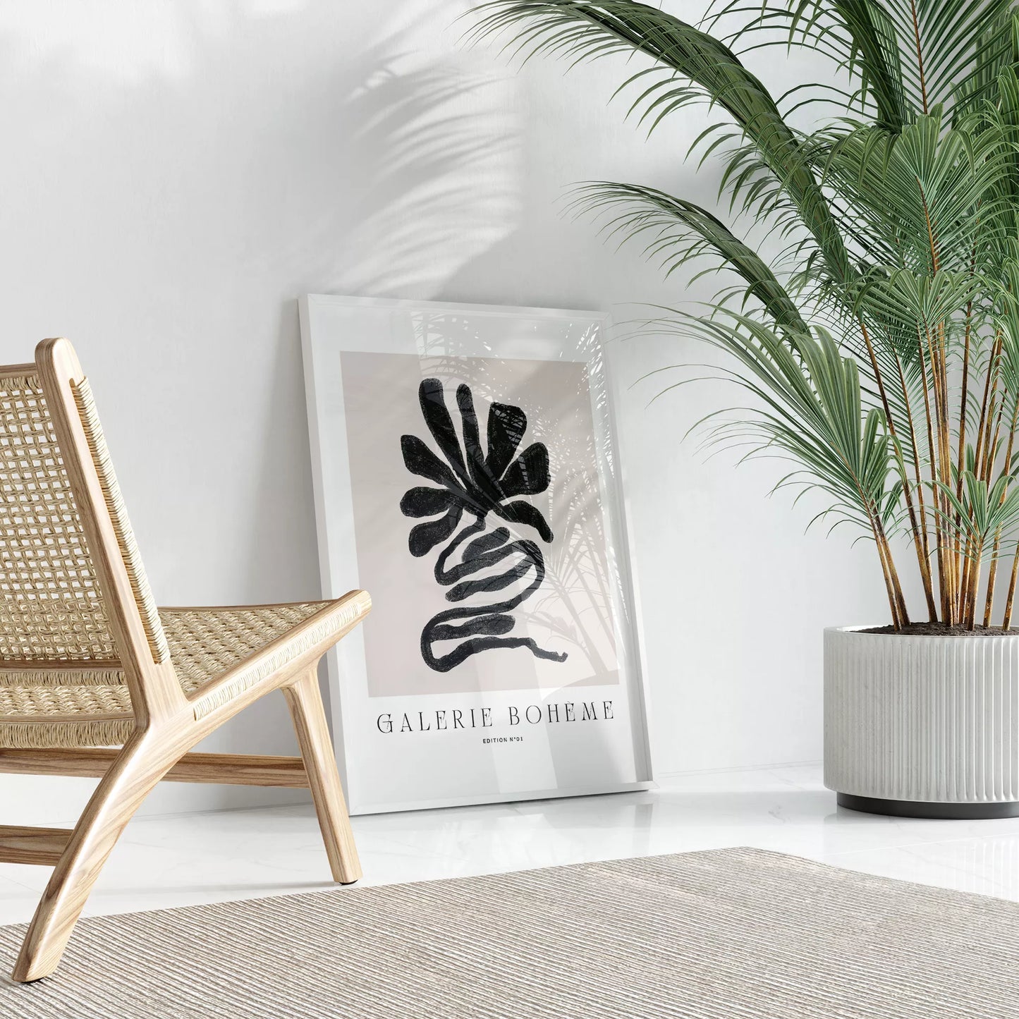 抽象的な黒い花のようなデザインのモダンなアートポスター