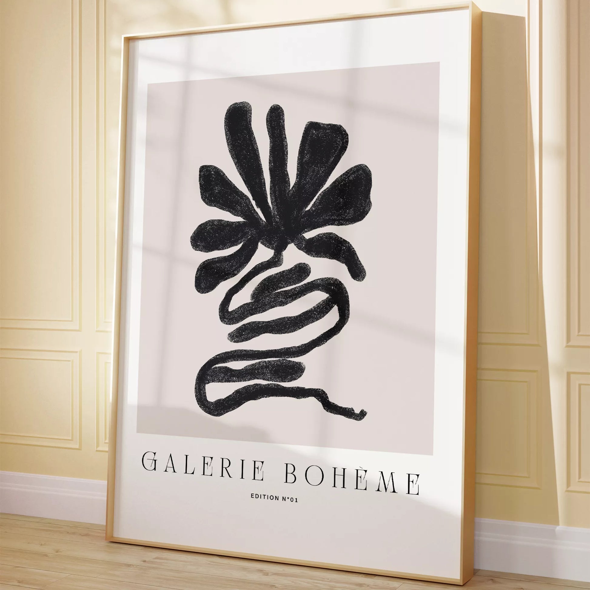 抽象的な黒い花のようなデザインのモダンなアートポスター