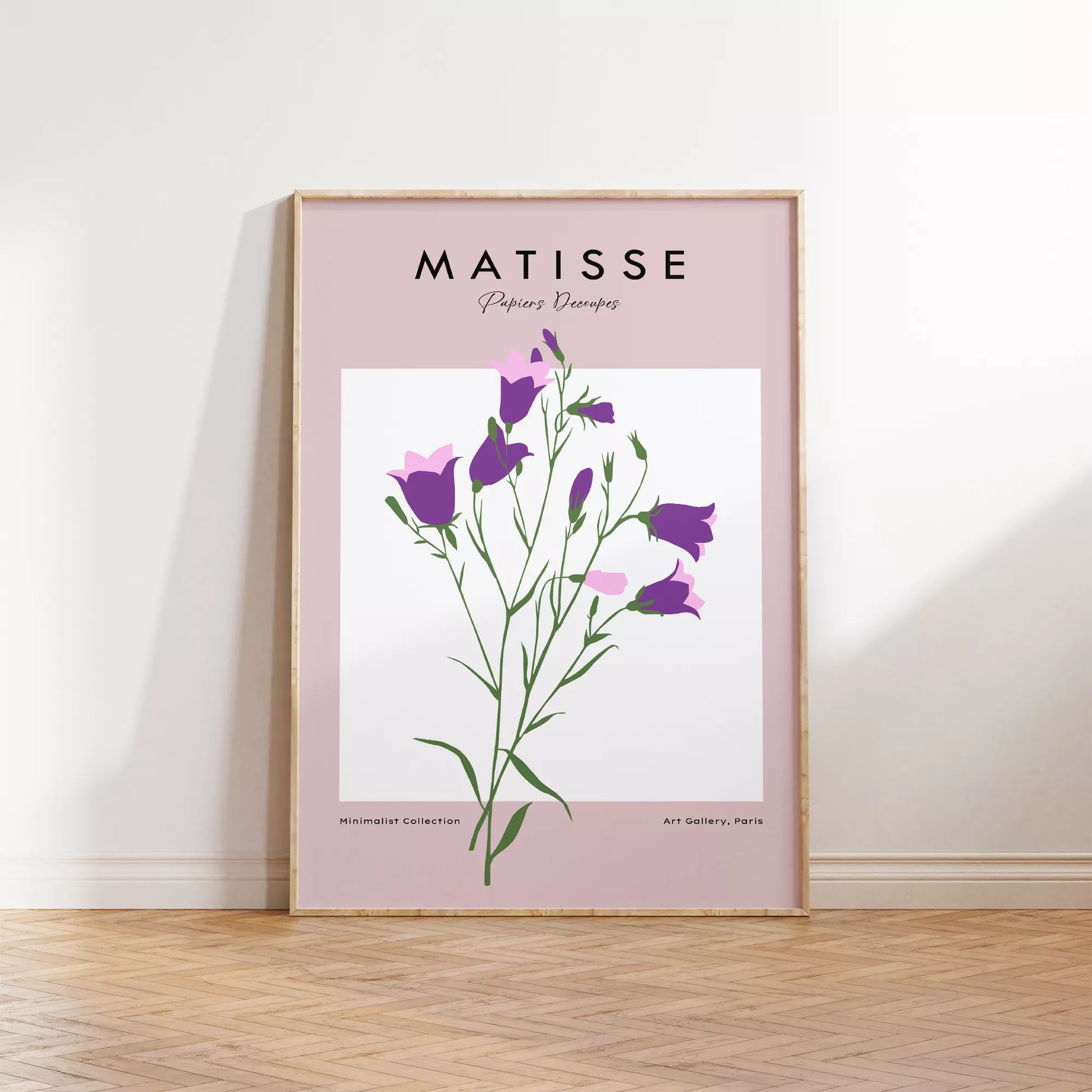 北欧カラーの紫とピンクの花が描かれたミニマルボタニカルアートポスター