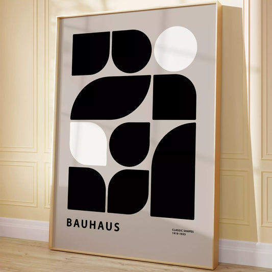 モダンなバウハウス様式の幾何学的なアートプリント、白と黒のミニマルデザイン