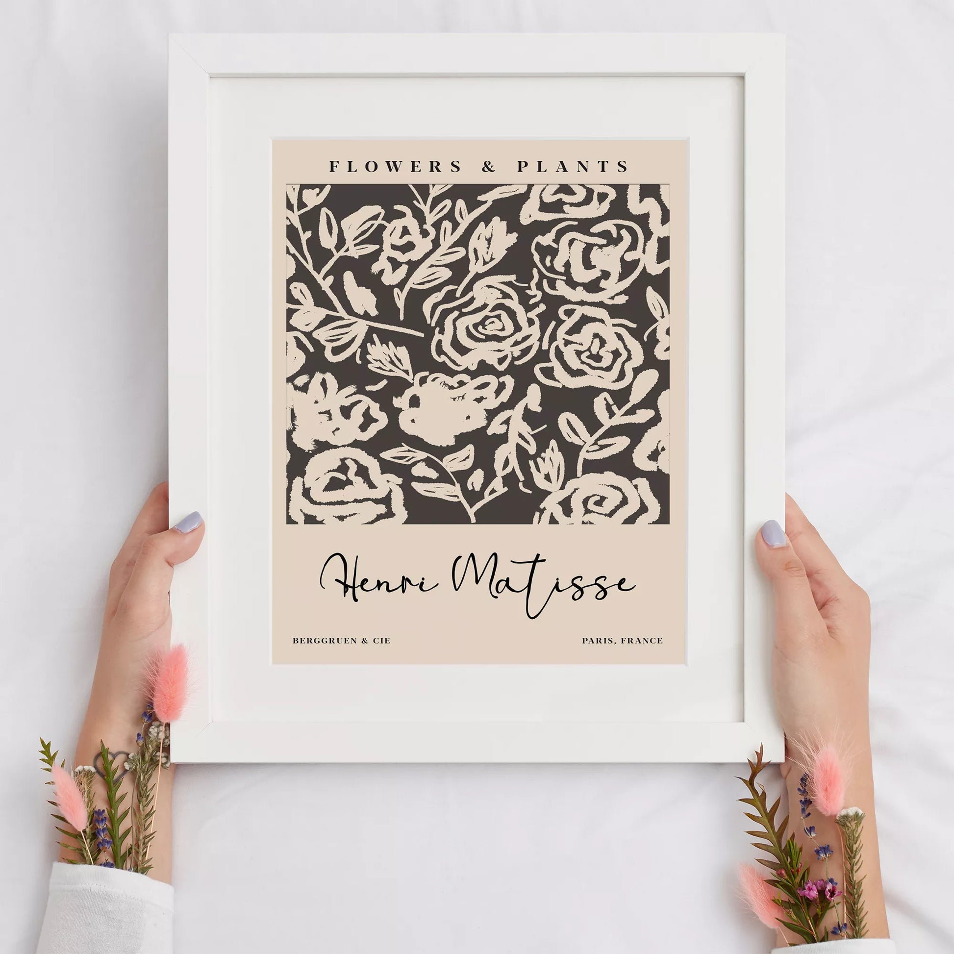 モノクロの花柄アートプリント、マティスインスパイアされた白黒の植物デザイン