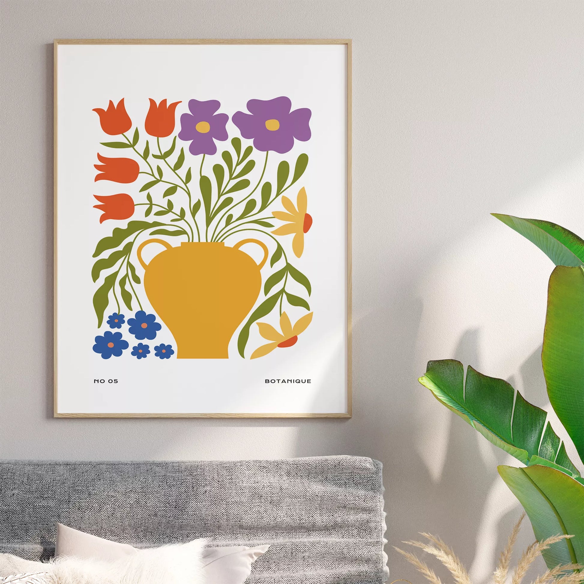 北欧デザインの花瓶と花束のボタニカルアートポスター オレンジ花瓶