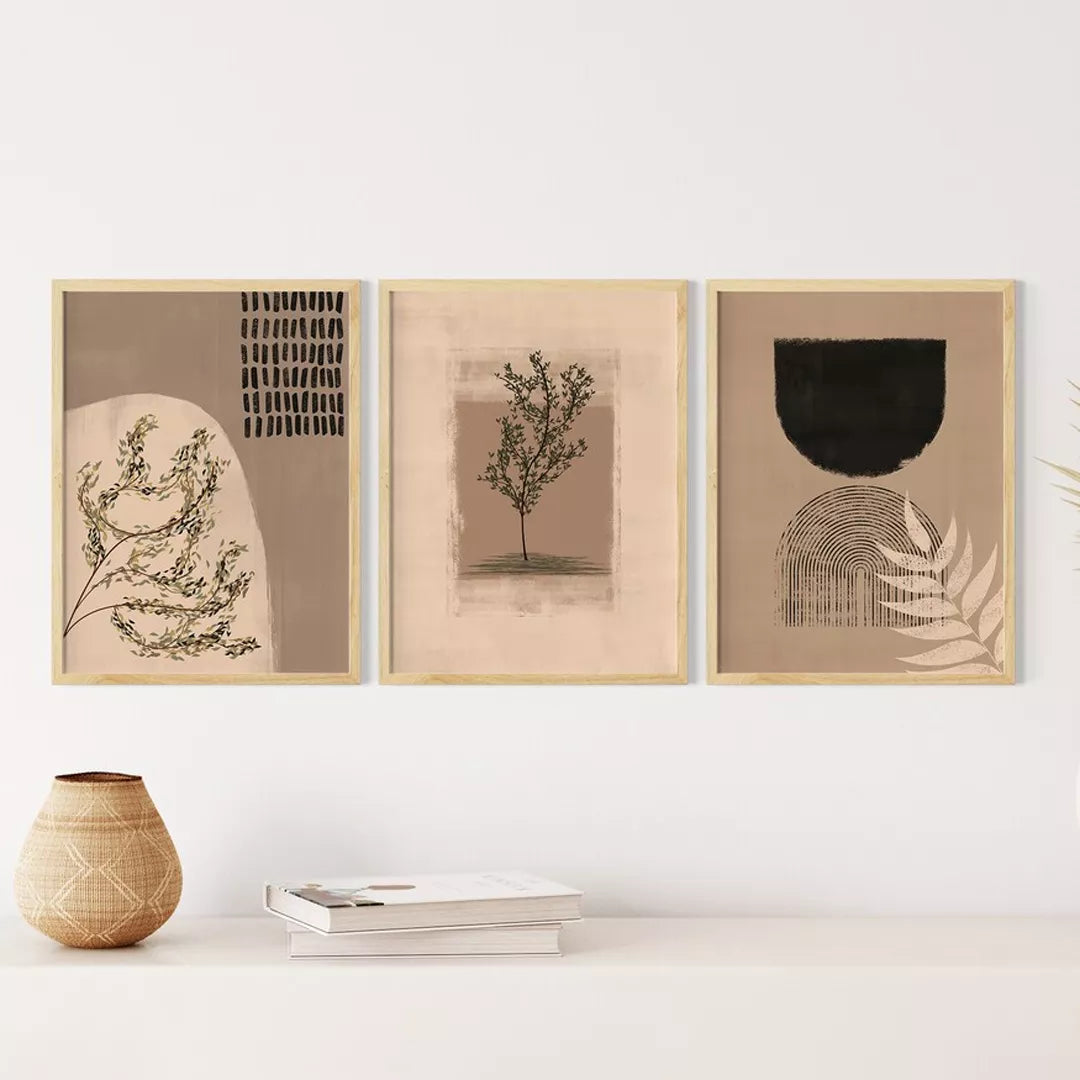 ベージュ背景のミニマルな植物アートセット、自然モチーフの3連装飾画