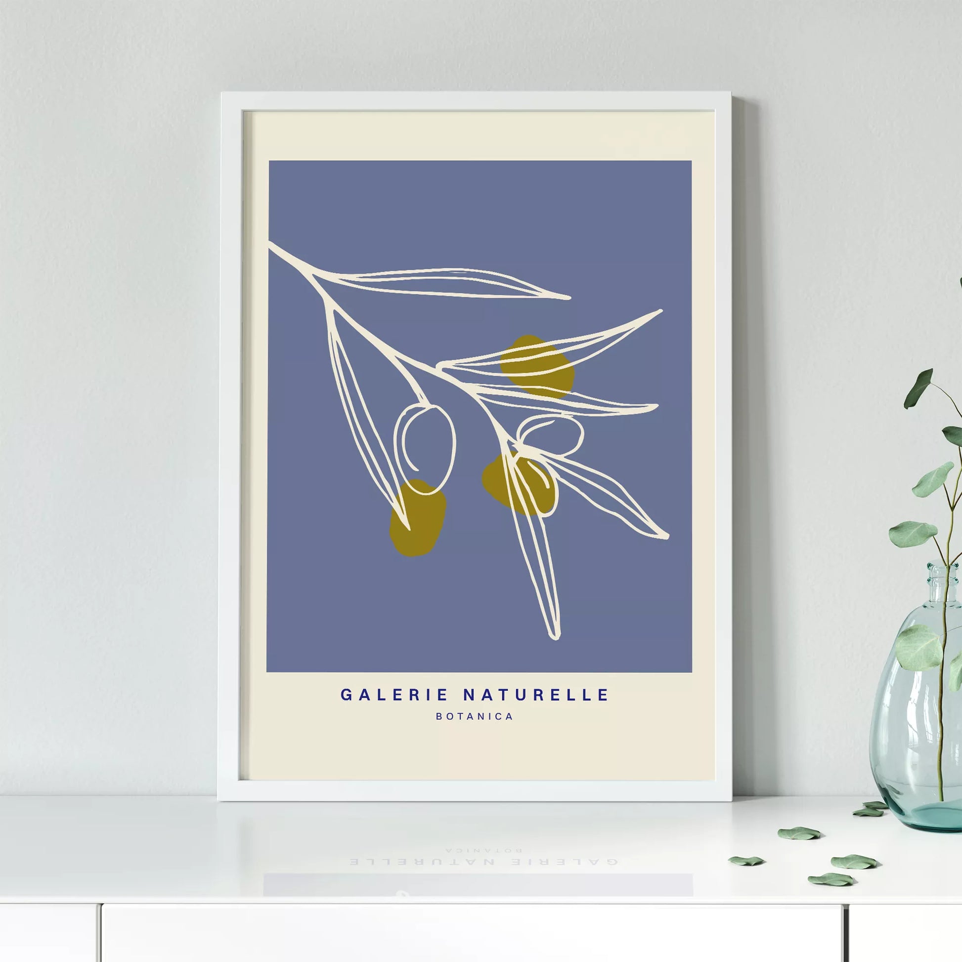 抽象的なオリーブの枝、青い背景のボタニカルアート