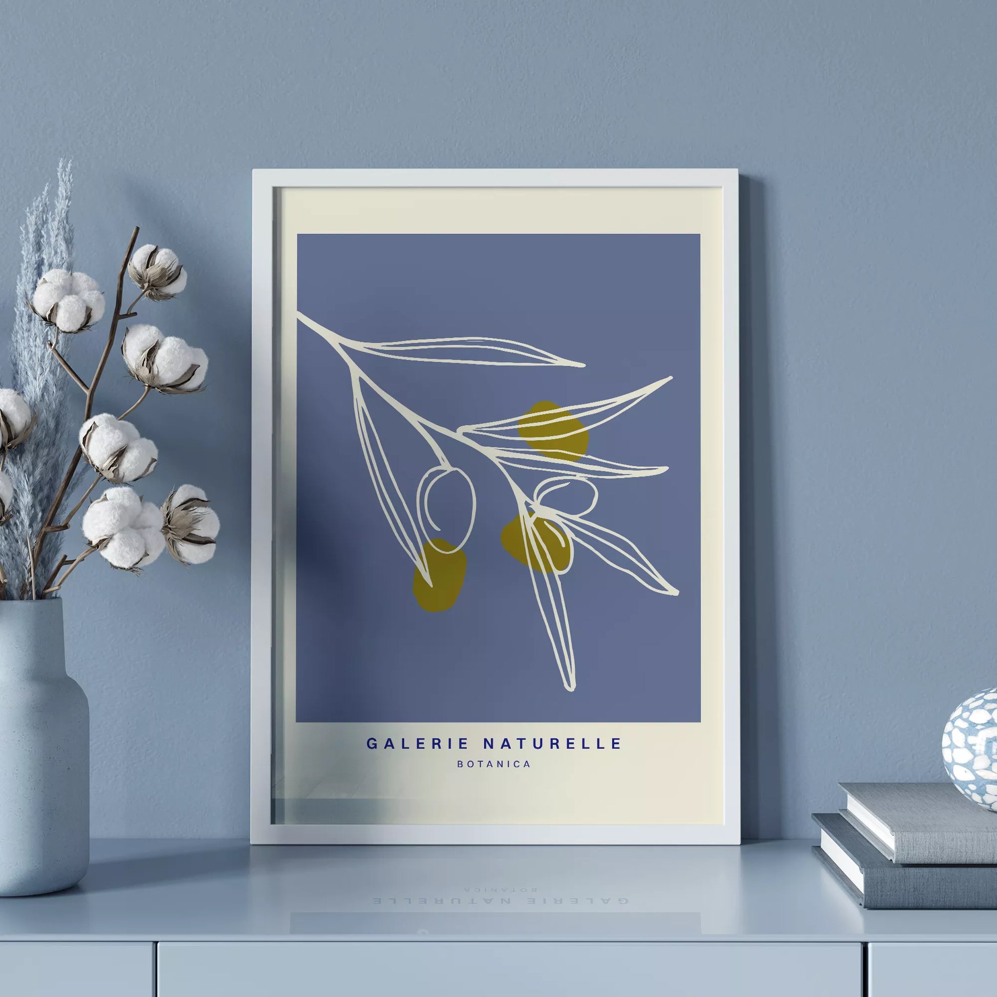 抽象的なオリーブの枝、青い背景のボタニカルアート