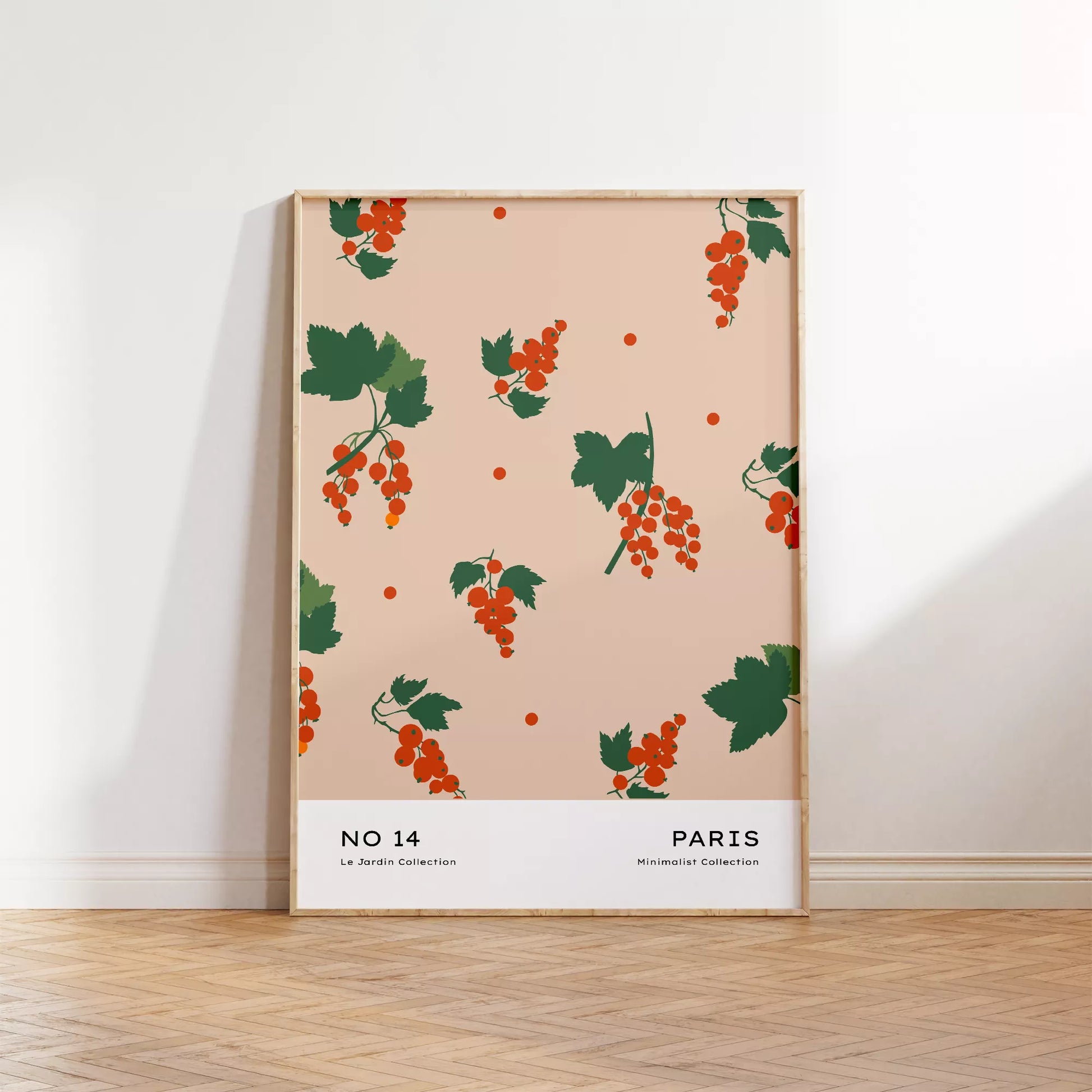 北欧デザインの赤いベリーと葉のボタニカルアートポスター パステルベージュ