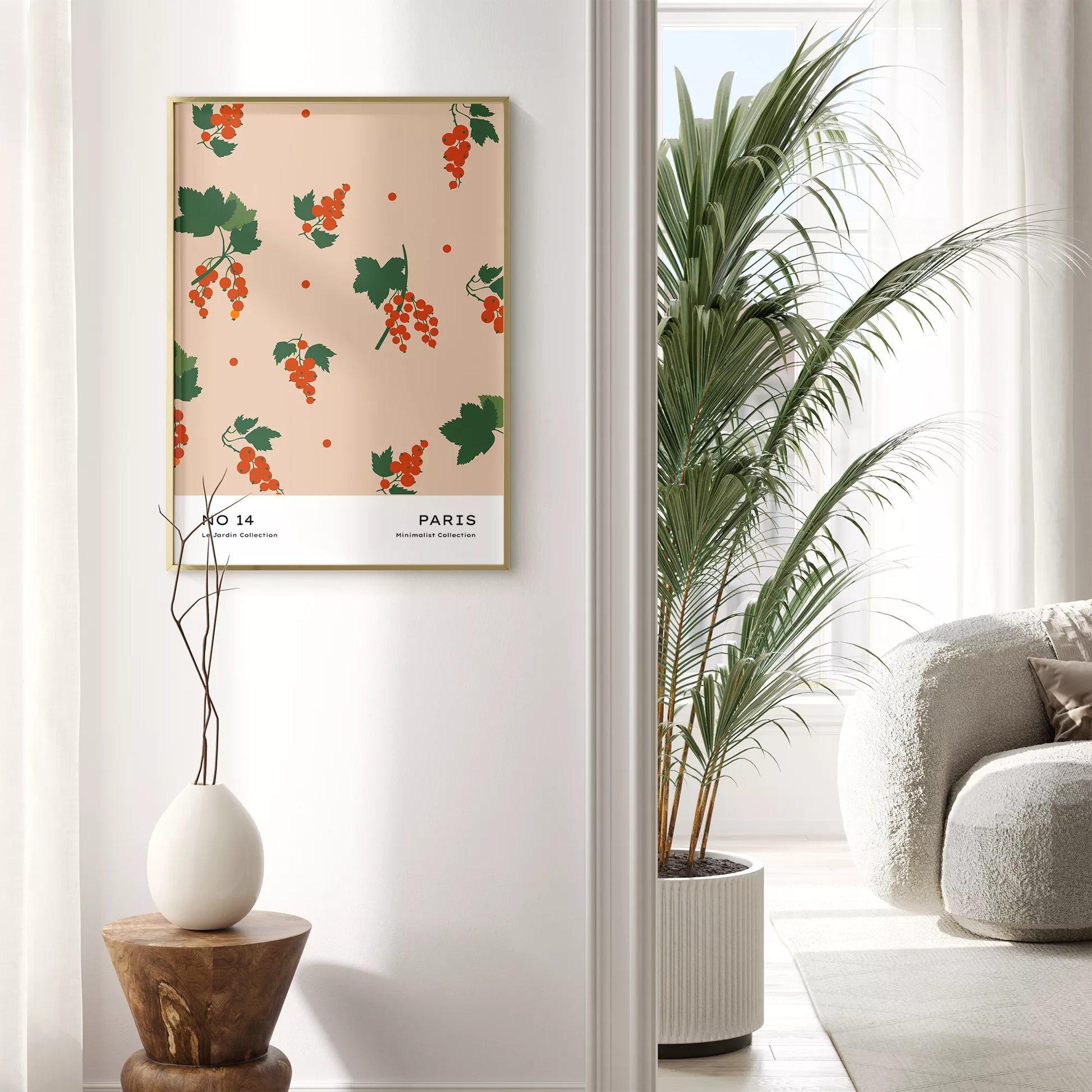 北欧デザインの赤いベリーと葉のボタニカルアートポスター パステルベージュ