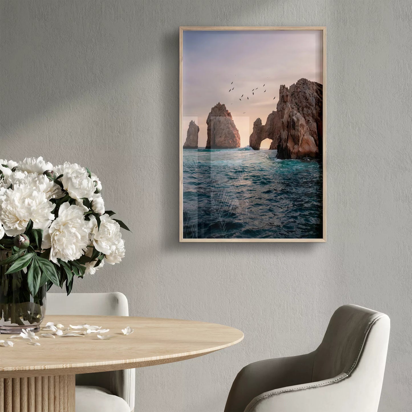 メキシコ・カボサンルーカスの象徴的な岩門と夕暮れの海景色