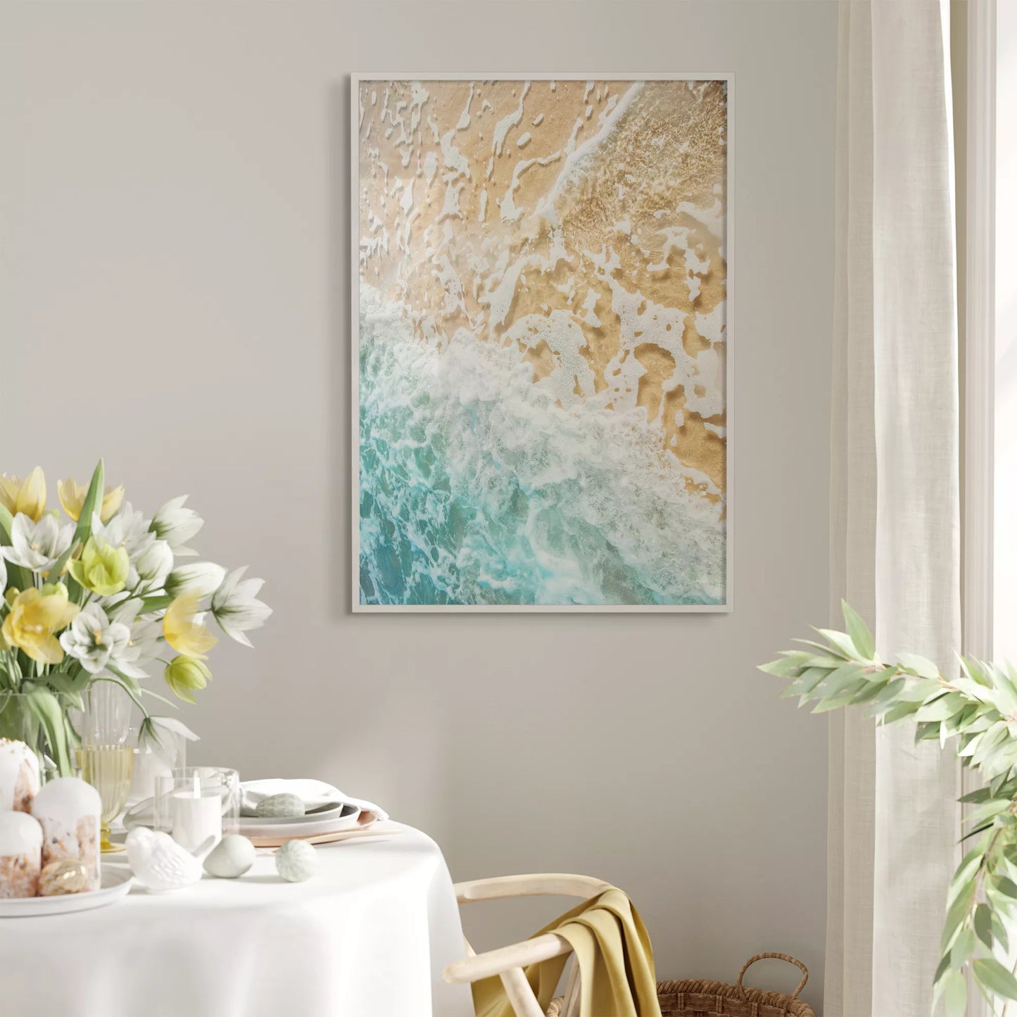 青い波と砂浜が織りなす自然のアート風景写真