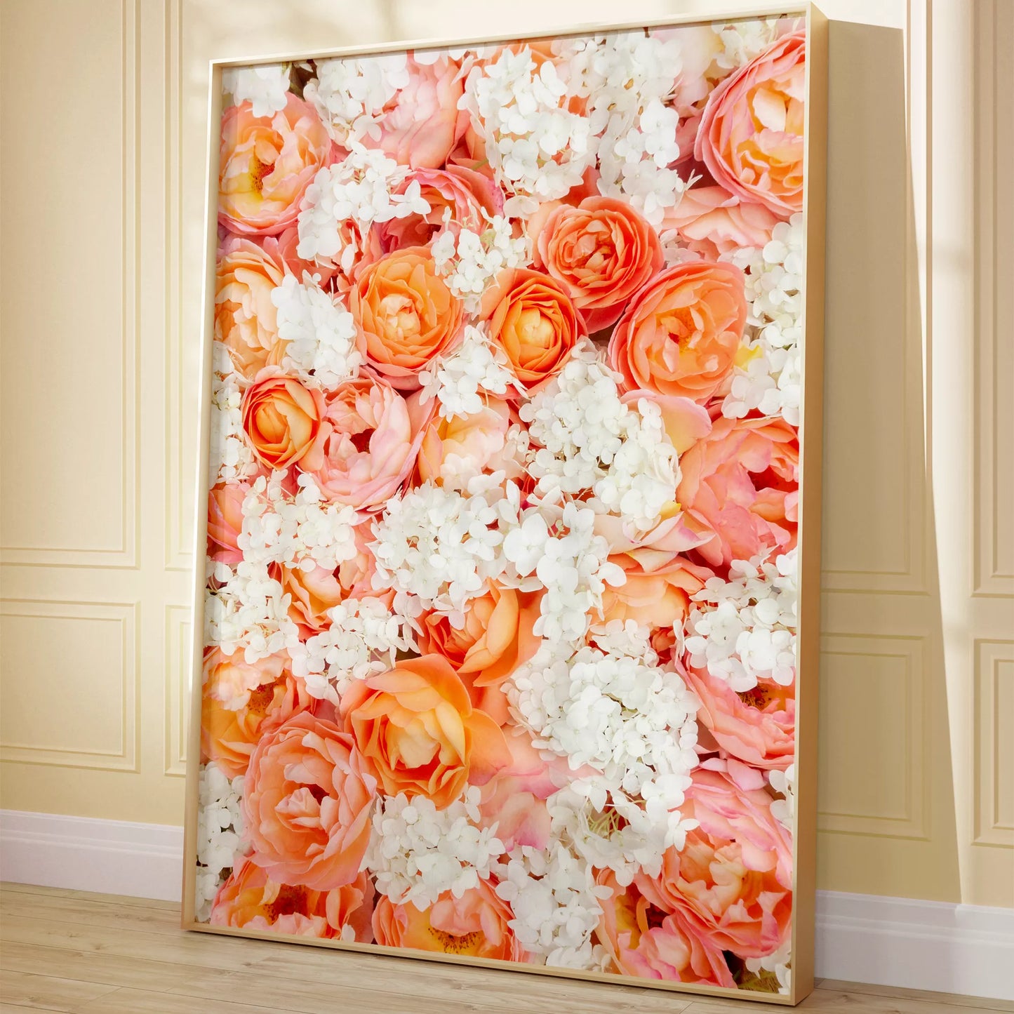 サンゴ色のバラと白い紫陽花の優雅な花束アートプリント