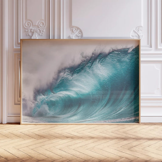 ターコイズブルーの巨大な波が力強くうねる海の壁掛けアート