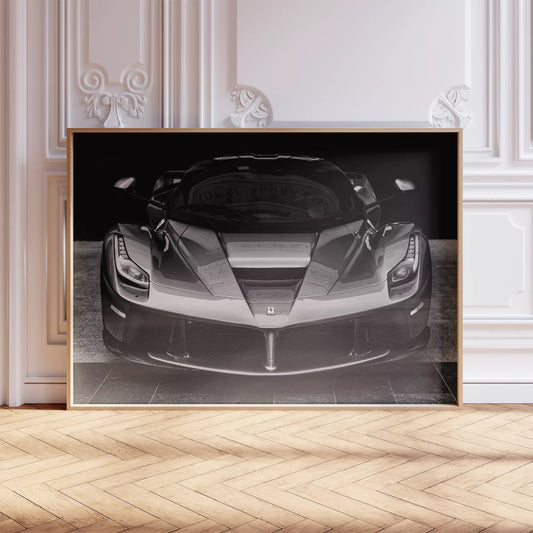 フェラーリ ラ・フェラーリのフロントビュー モノクロアート写真