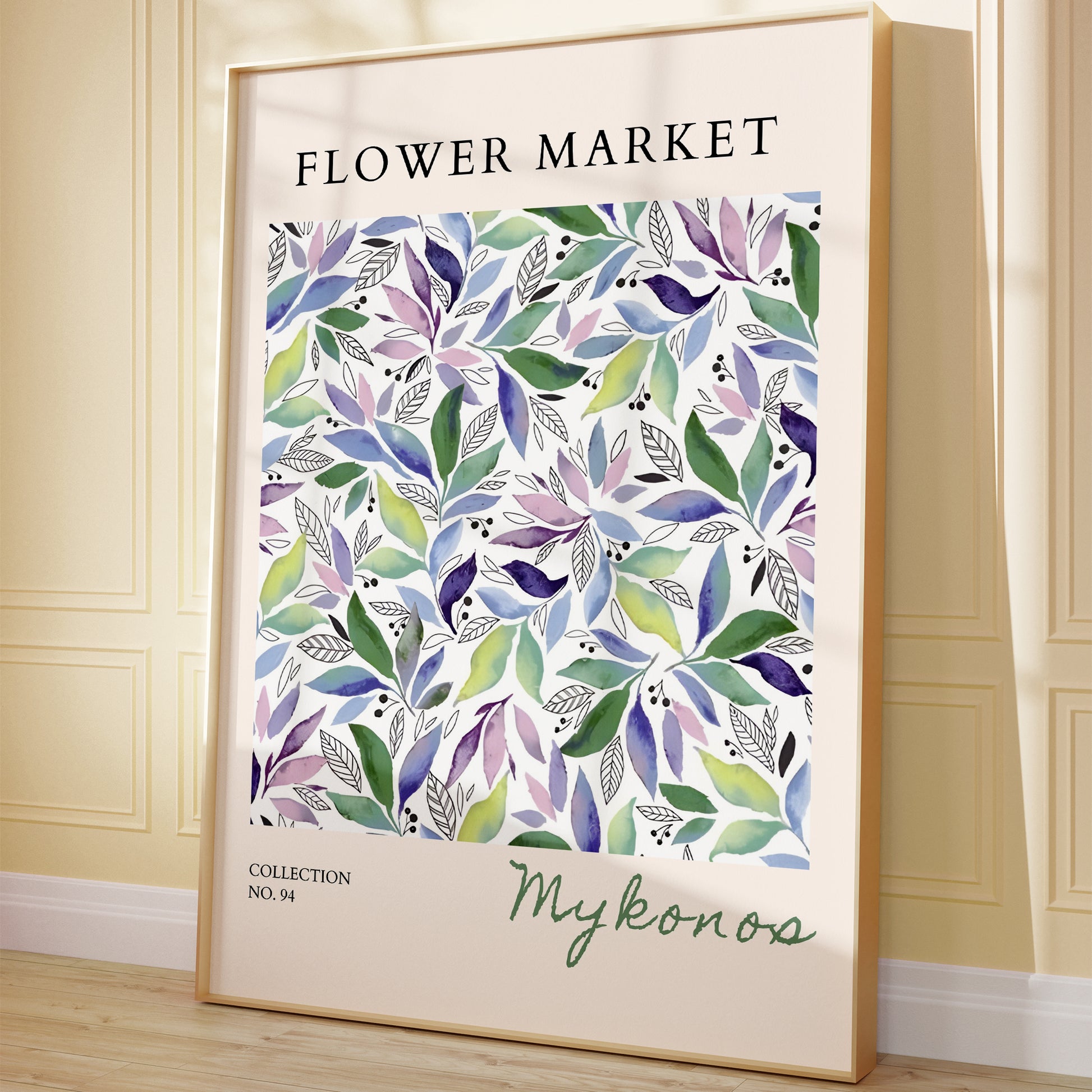水彩画で描かれた優美なボタニカルアート。緑、紫、青のグラデーションの葉が白地に散りばめられ、上部に「FLOWER MARKET」のタイトル、下部に「Mykonos」のコレクション名が記されたモダンなデザインポスター