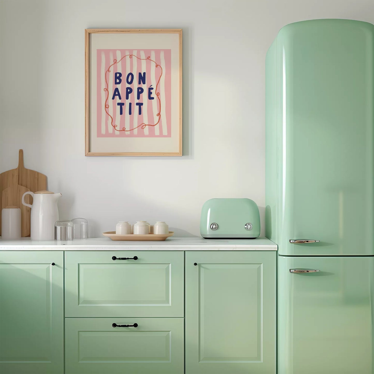 ピンクストライプ背景にネイビー文字のボナペティポスター