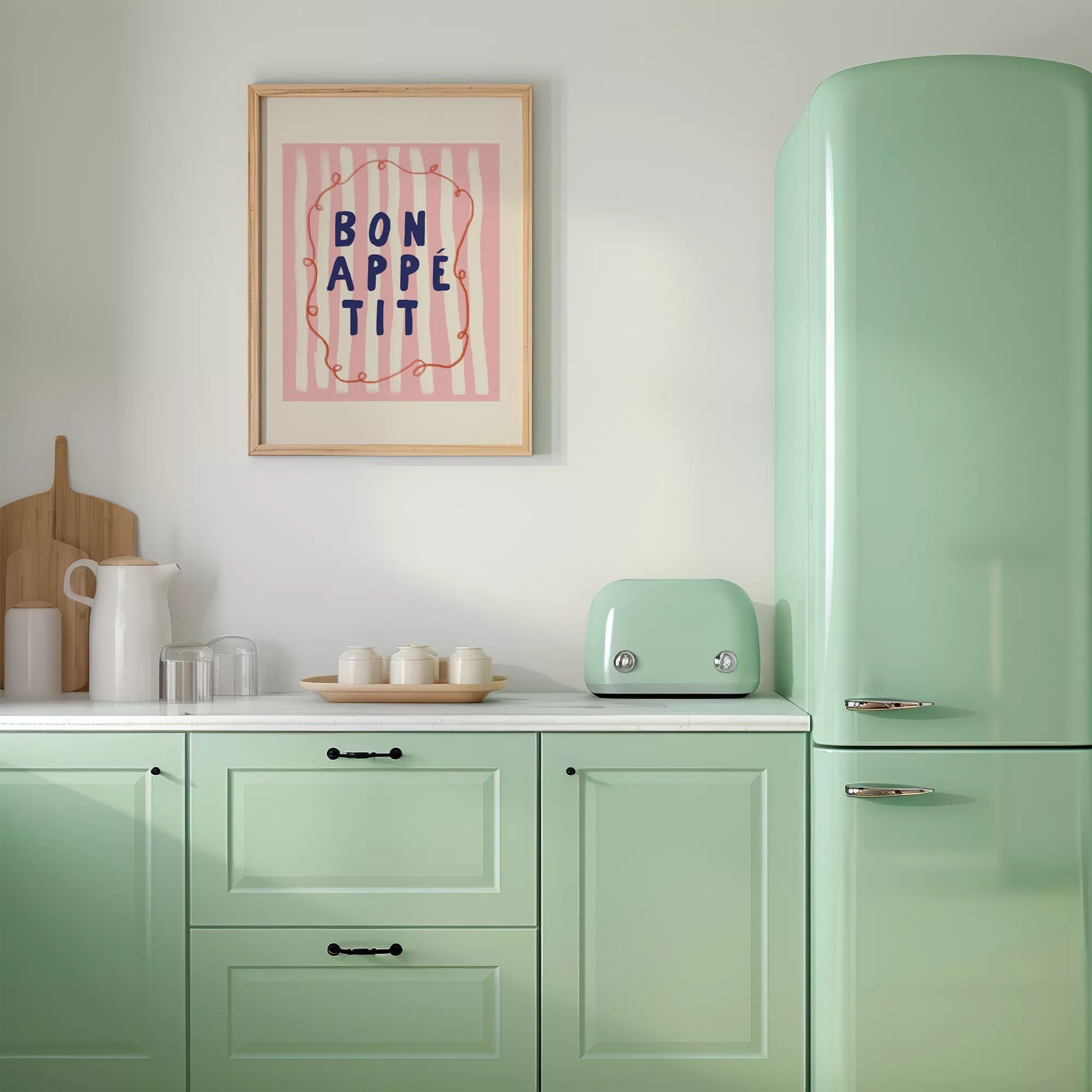 ピンクストライプ背景にネイビー文字のボナペティポスター