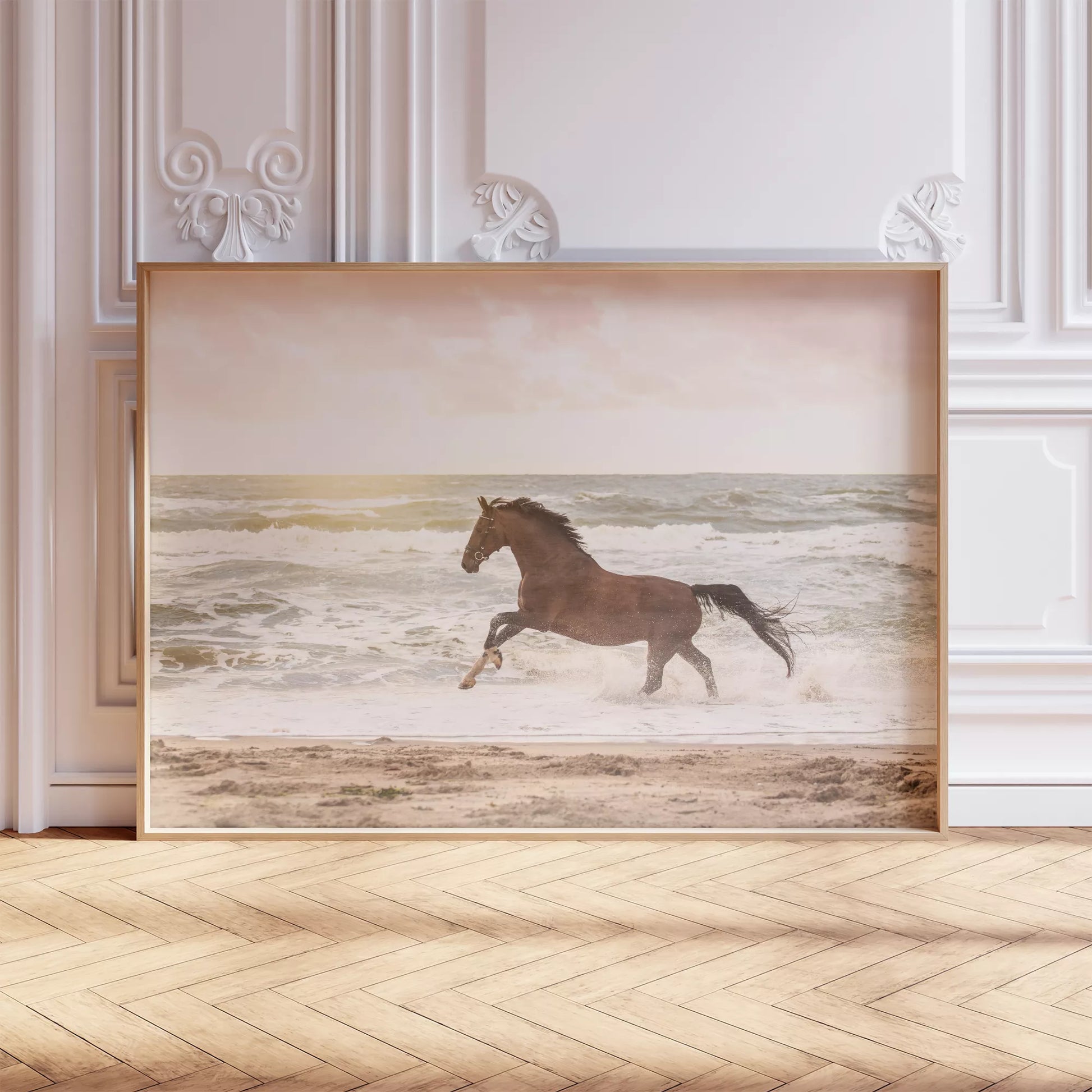 海辺を駆ける馬のモダンアートポスター