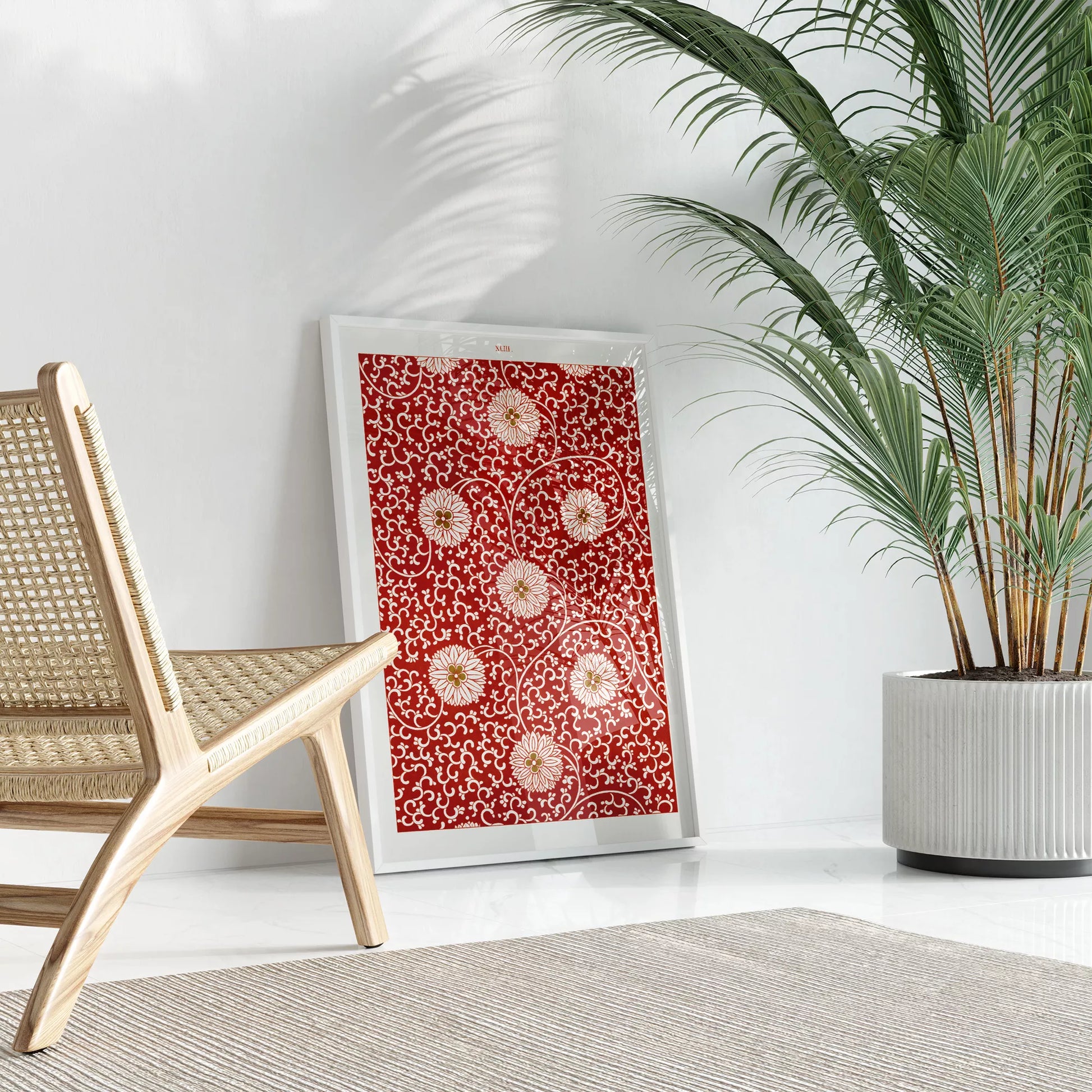 赤地に白い菊の花と唐草模様のアンティーク和柄デザイン