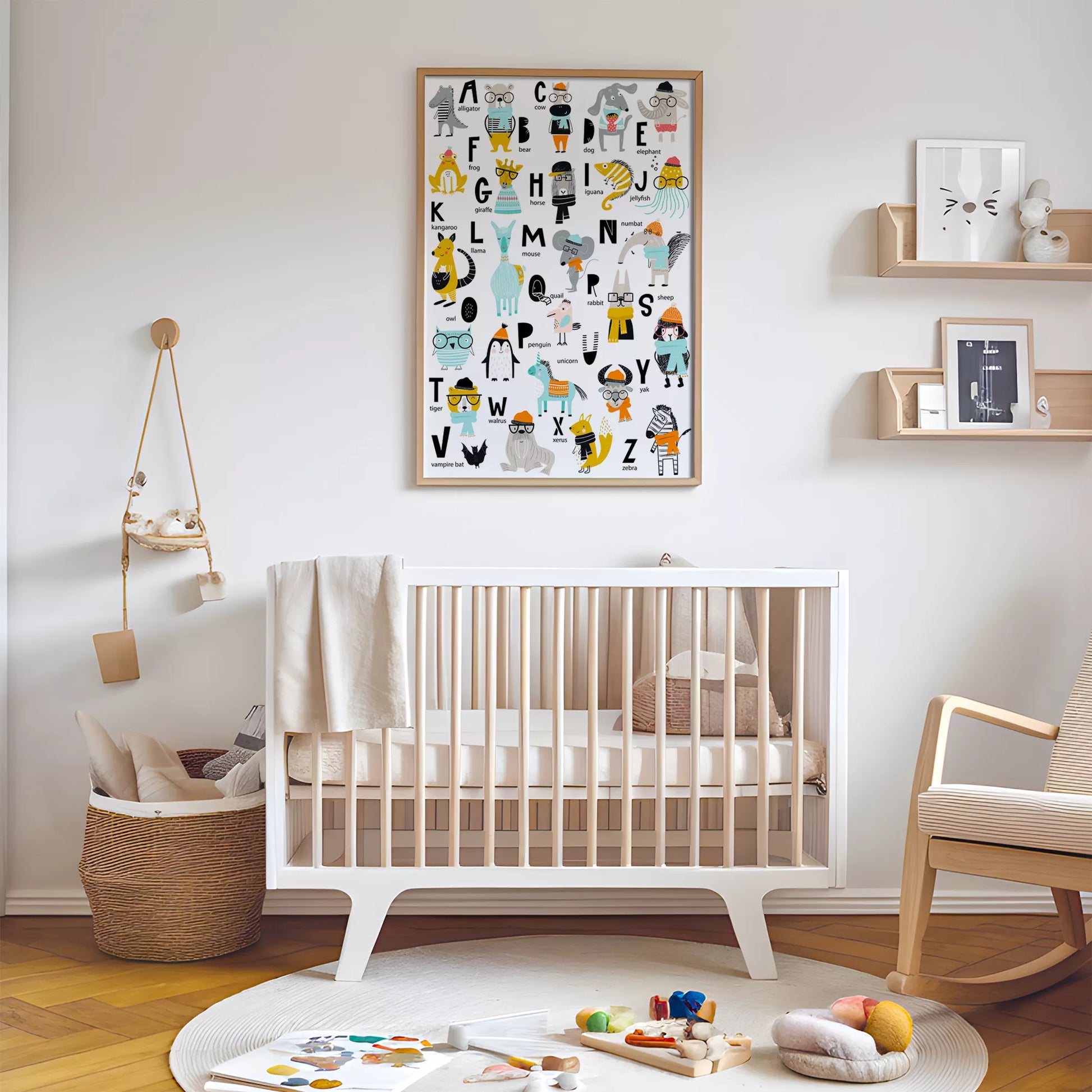 キッズ向けアルファベット動物の教育的アートポスター