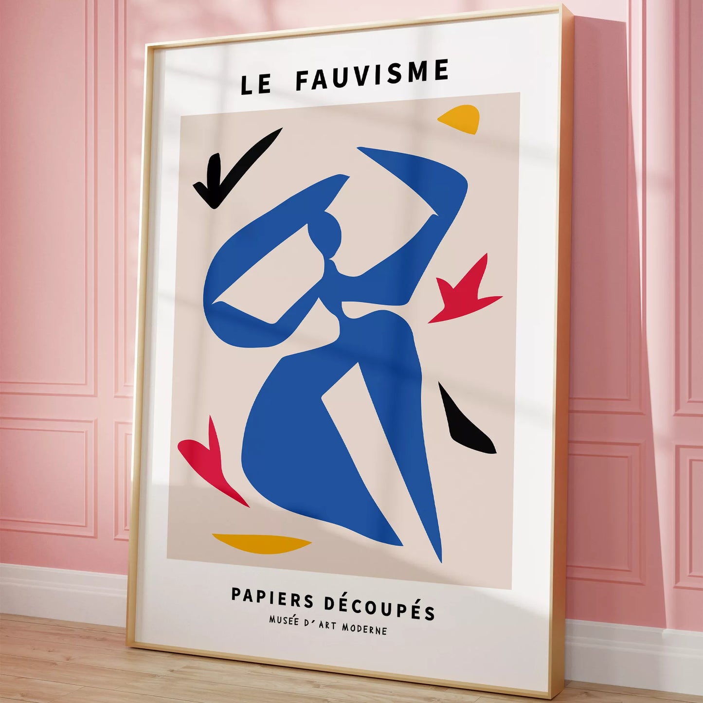 フォービスム様式の青い人物シルエットと赤黄の抽象的な切り絵アート