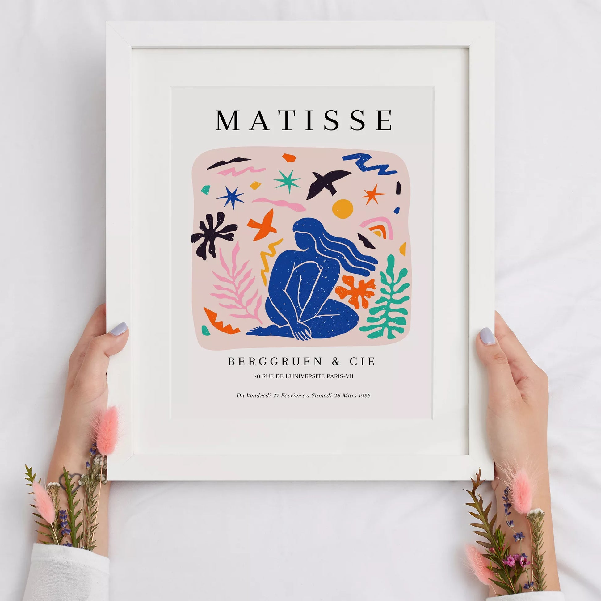 マティス展ポスター、青い人物像と抽象的なモチーフのコラージュ