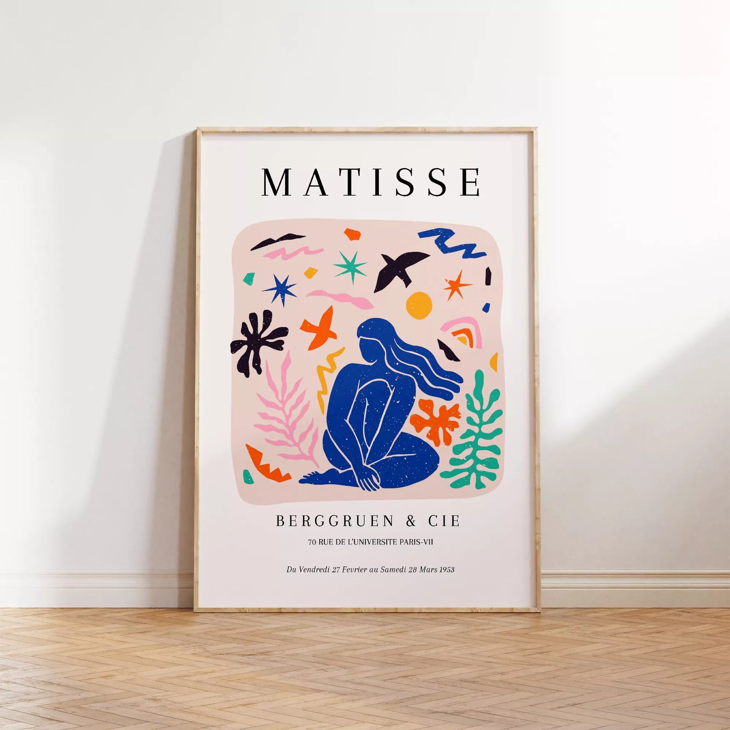 マティス展ポスター、青い人物像と抽象的なモチーフのコラージュ