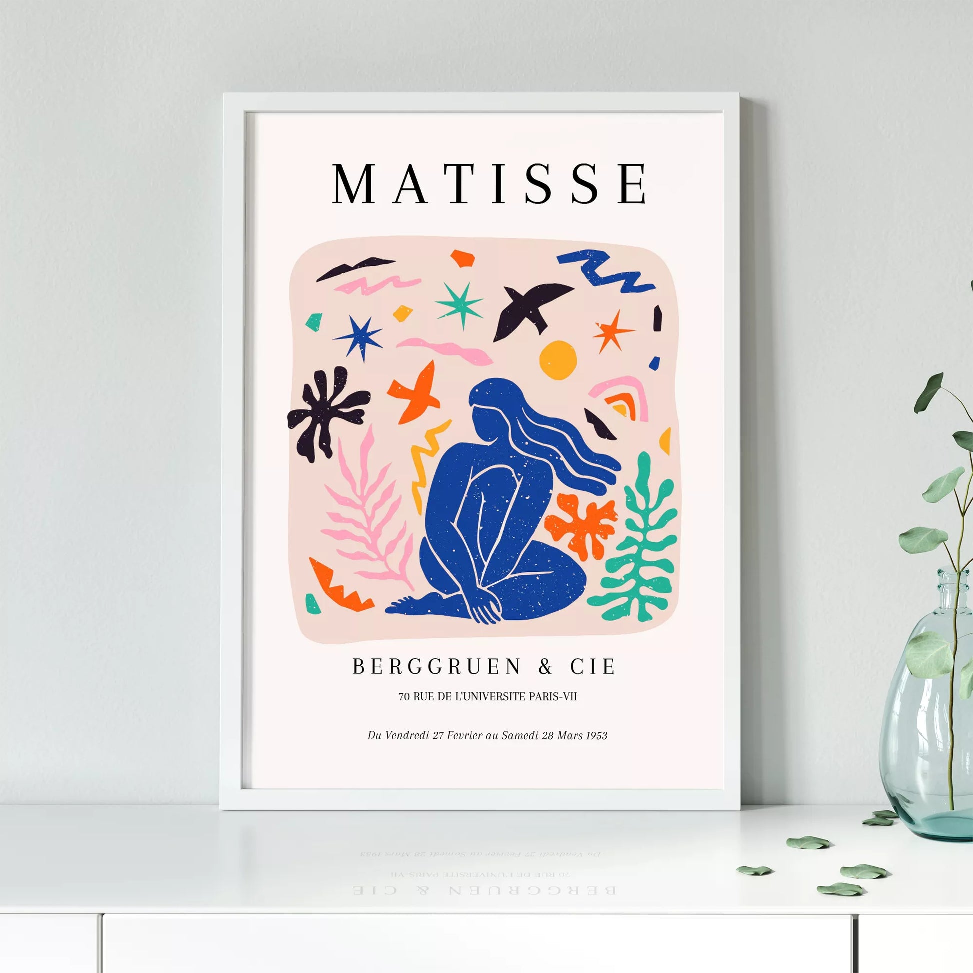 マティス展ポスター、青い人物像と抽象的なモチーフのコラージュ