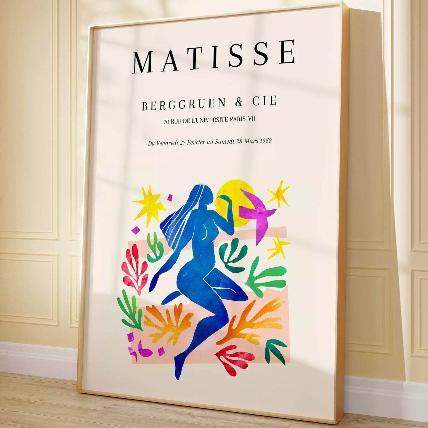 マティス展ポスター、青い人物像と色彩豊かな植物モチーフ