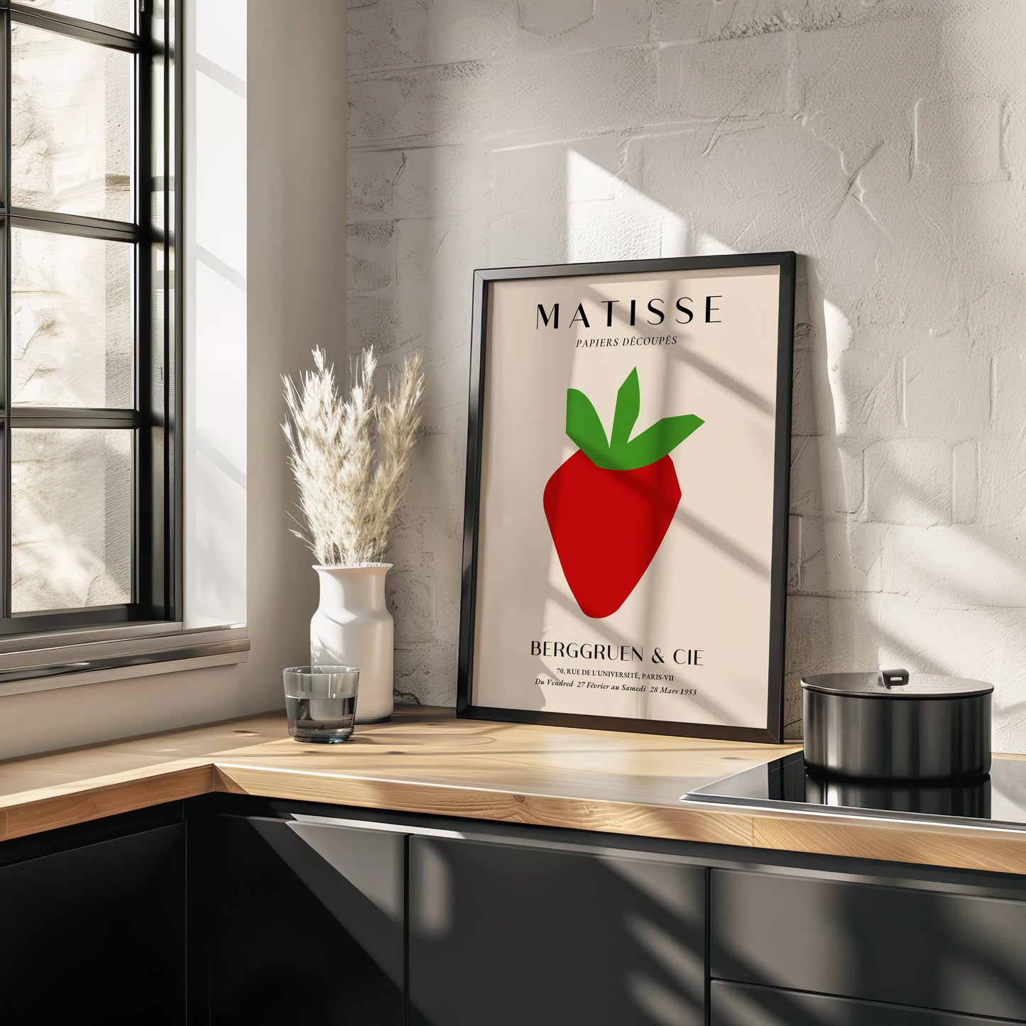 マティスの切り絵アート いちごのミニマルデザイン 1953年展覧会ポスター