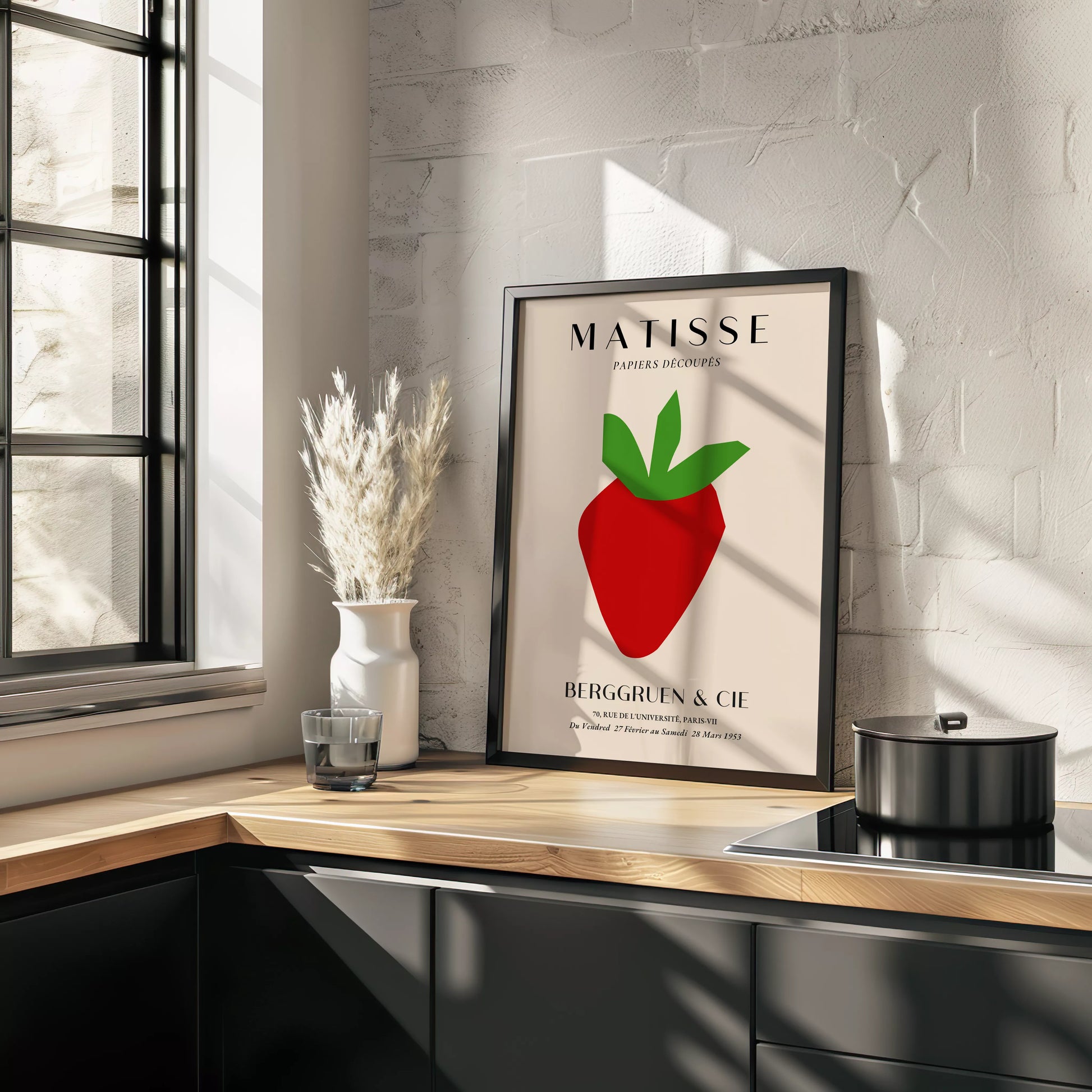 マティスの切り絵アート いちごのミニマルデザイン 1953年展覧会ポスター