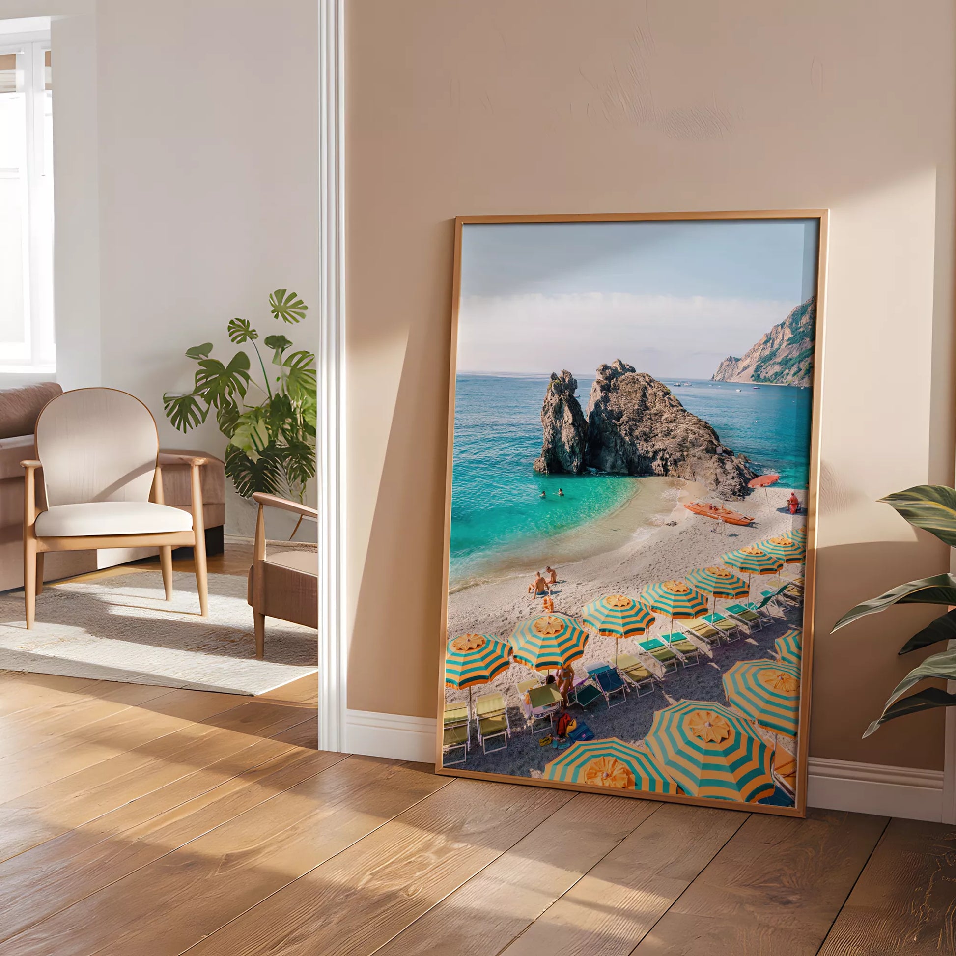 地中海ターコイズ海とカラフル傘のビーチ風景アートポスター 夏インテリア