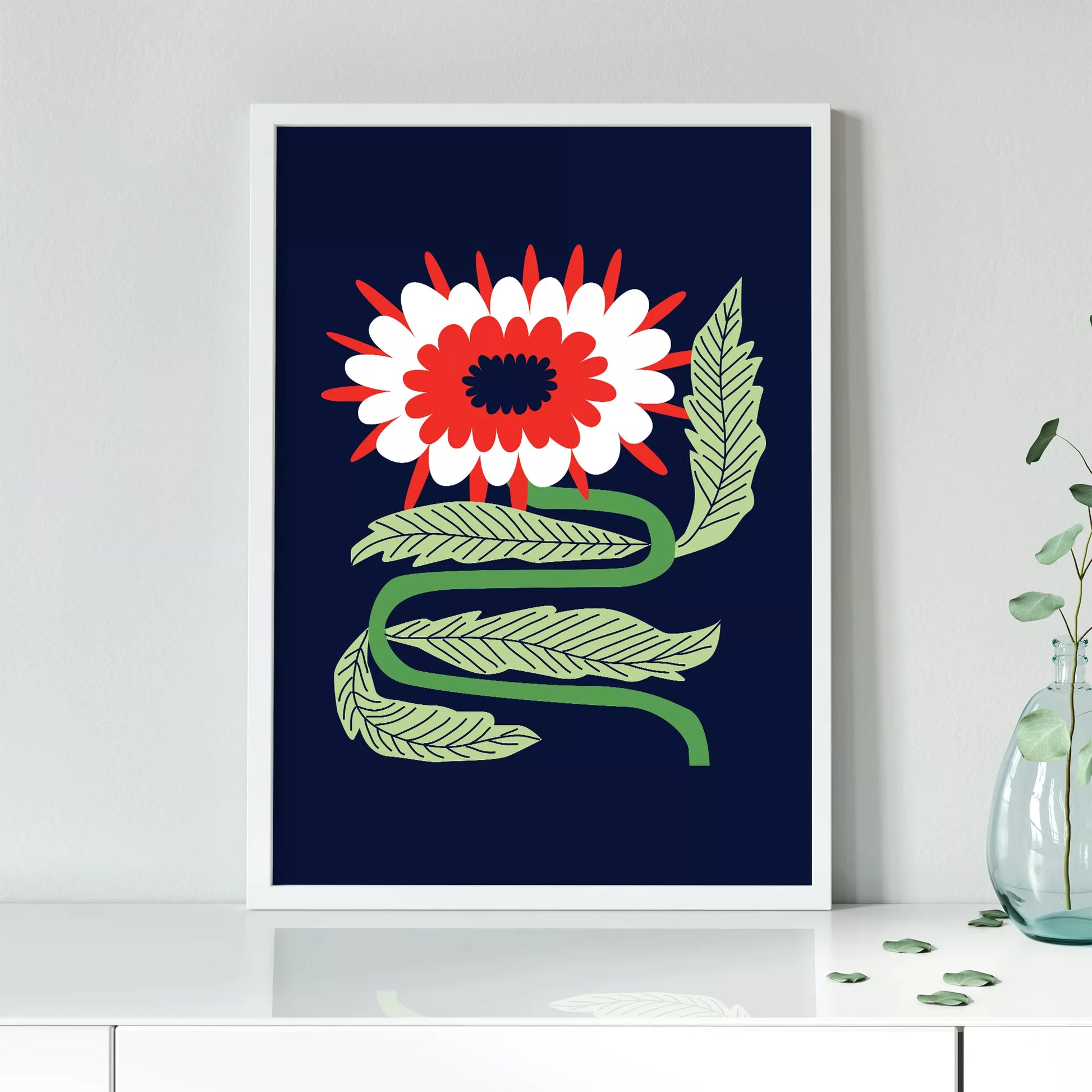 北欧フォークアートの赤白花アートポスター ミッドナイトブルー背景
