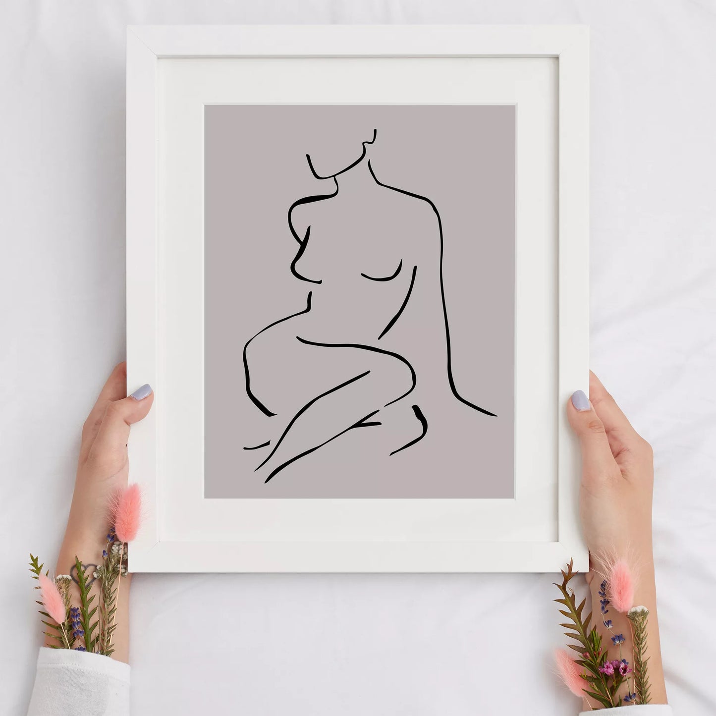 モノクロームの抽象的な女性シルエットラインアート