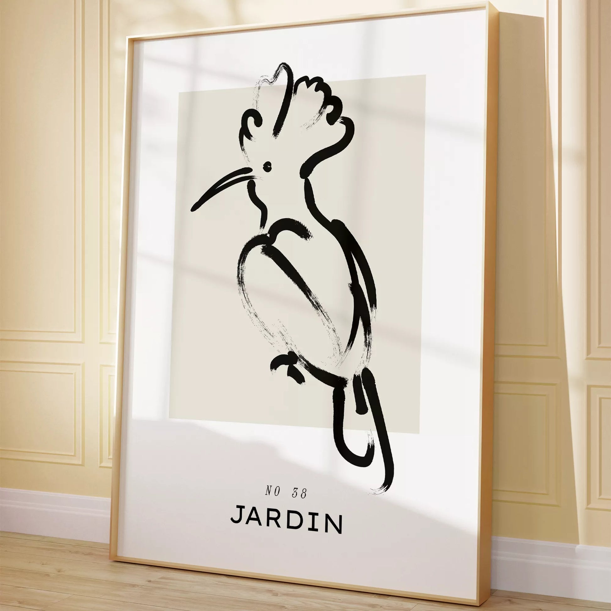 モダンな筆墨で描かれた鳥のシルエット水墨画アート