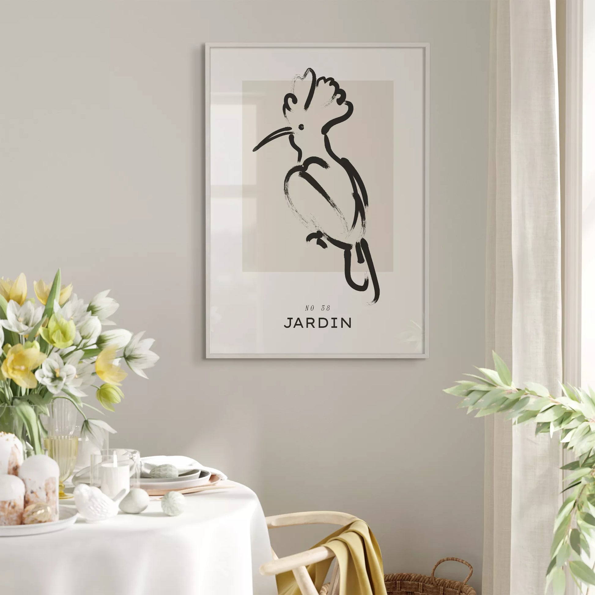 モダンな筆墨で描かれた鳥のシルエット水墨画アート