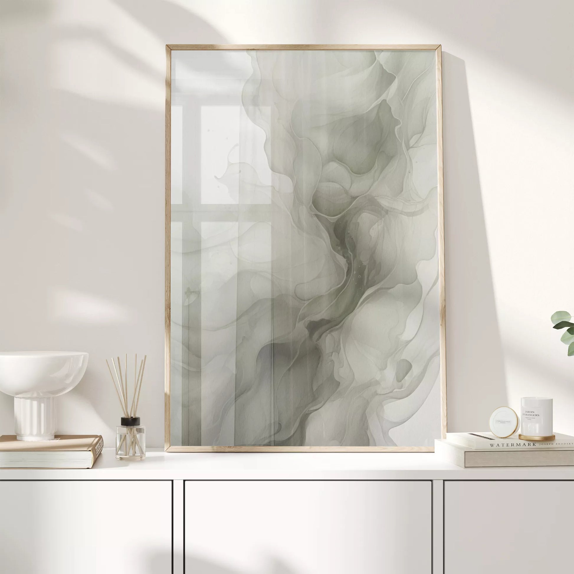 グリーングラデーションの抽象的な流体アート、モダンな水墨画風