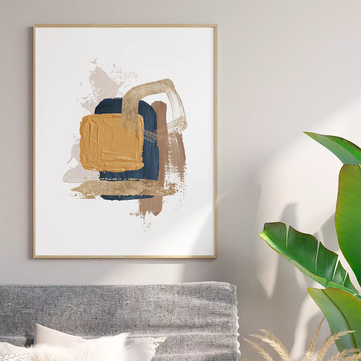 金と紺の抽象的な筆触アートの3連画、モダンな印象派風デザイン