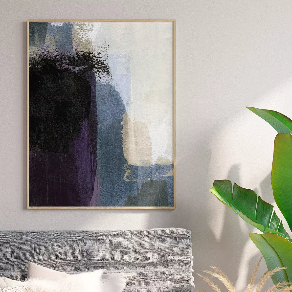 深い海のような青と優雅なベージュが織りなす抽象アートの3点セット