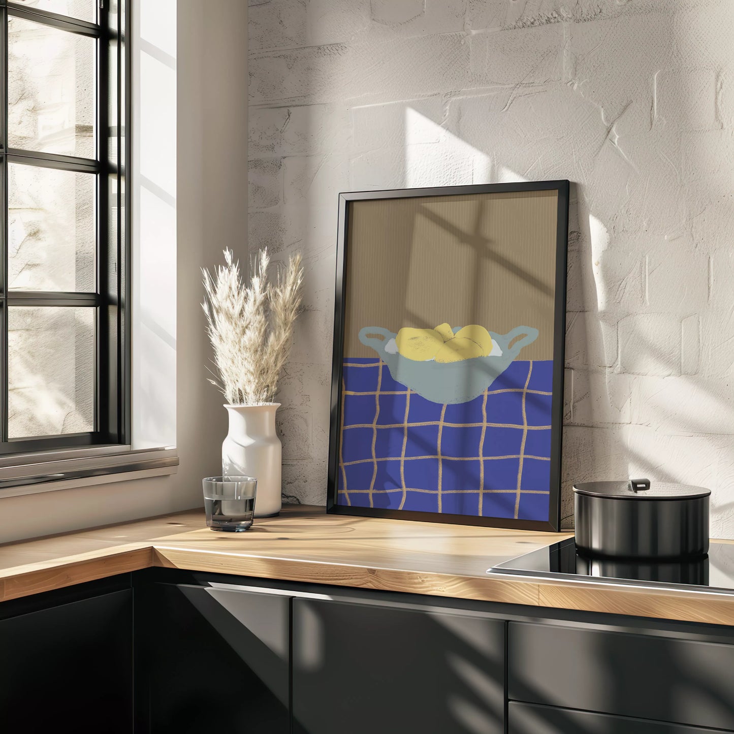 青いテーブルクロスの上に置かれた黄色いレモンの静物画アート