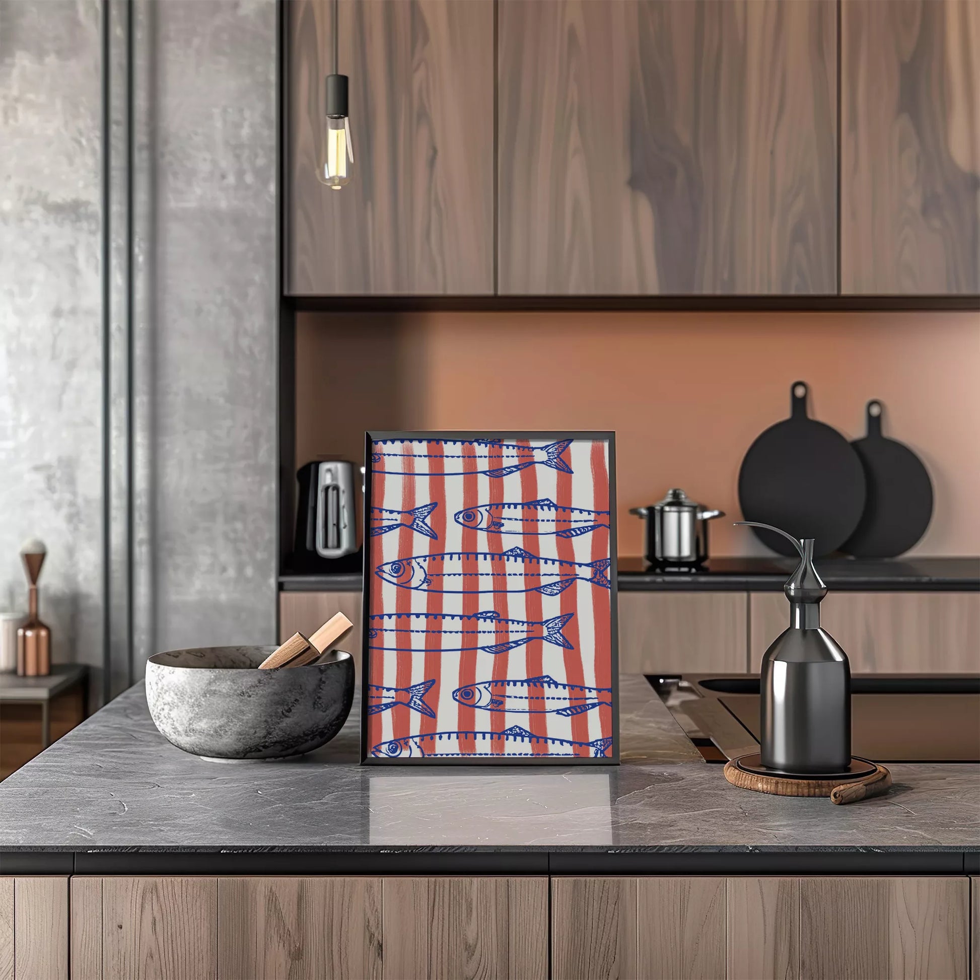 青い魚のイラストとサーモンピンクのストライプ模様の北欧風デザイン