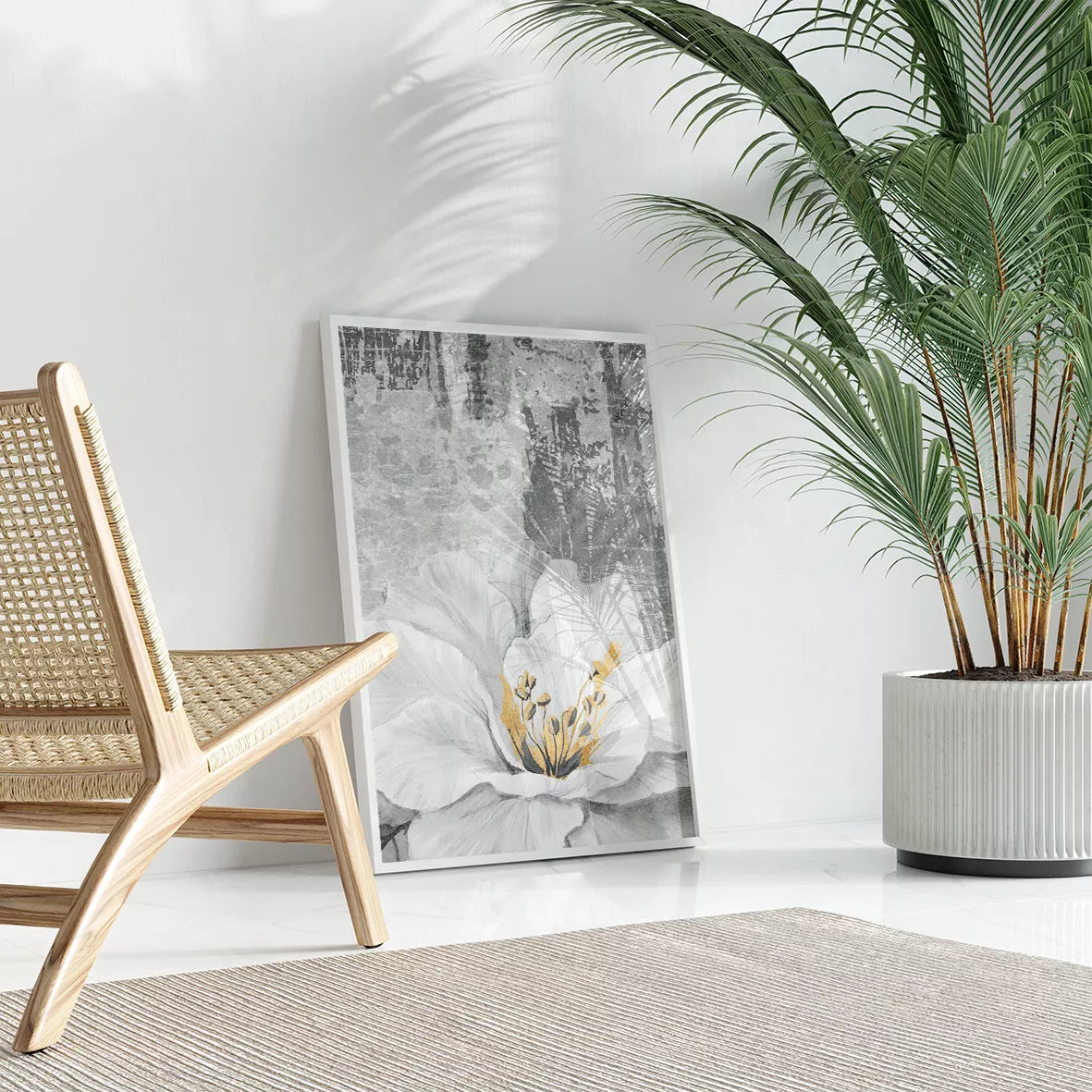 白百合の花びらとグレーの抽象的な背景が調和する3連アートパネル