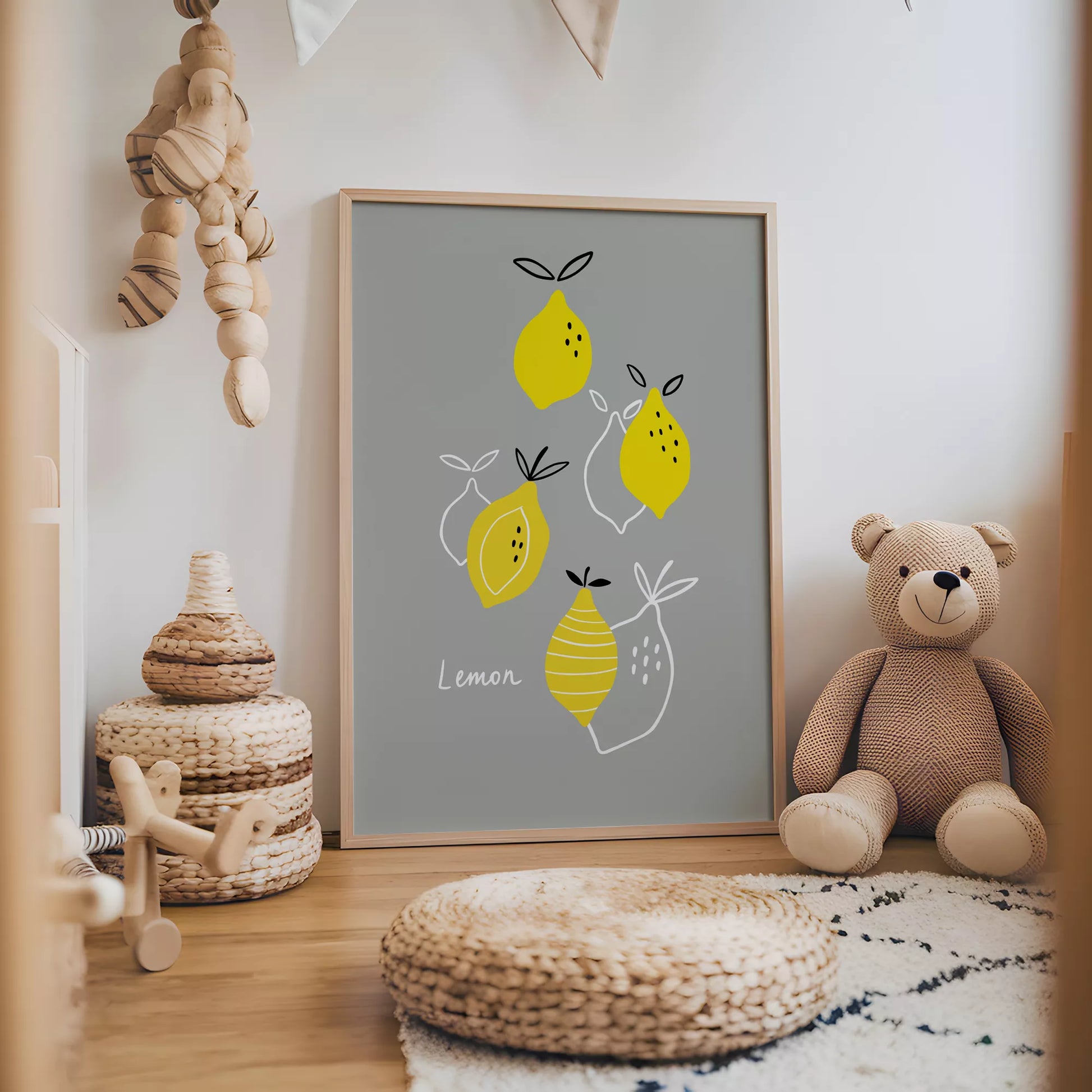 北欧スタイルの遊び心あふれるレモンイラストが描かれた子供部屋向けアートポスター