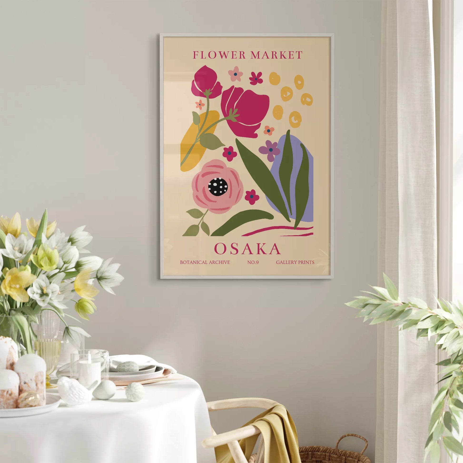 大阪フラワーマーケットのボタニカルアートポスター、淡いベージュ背景に赤紫の花とパステルカラーの植物モチーフ