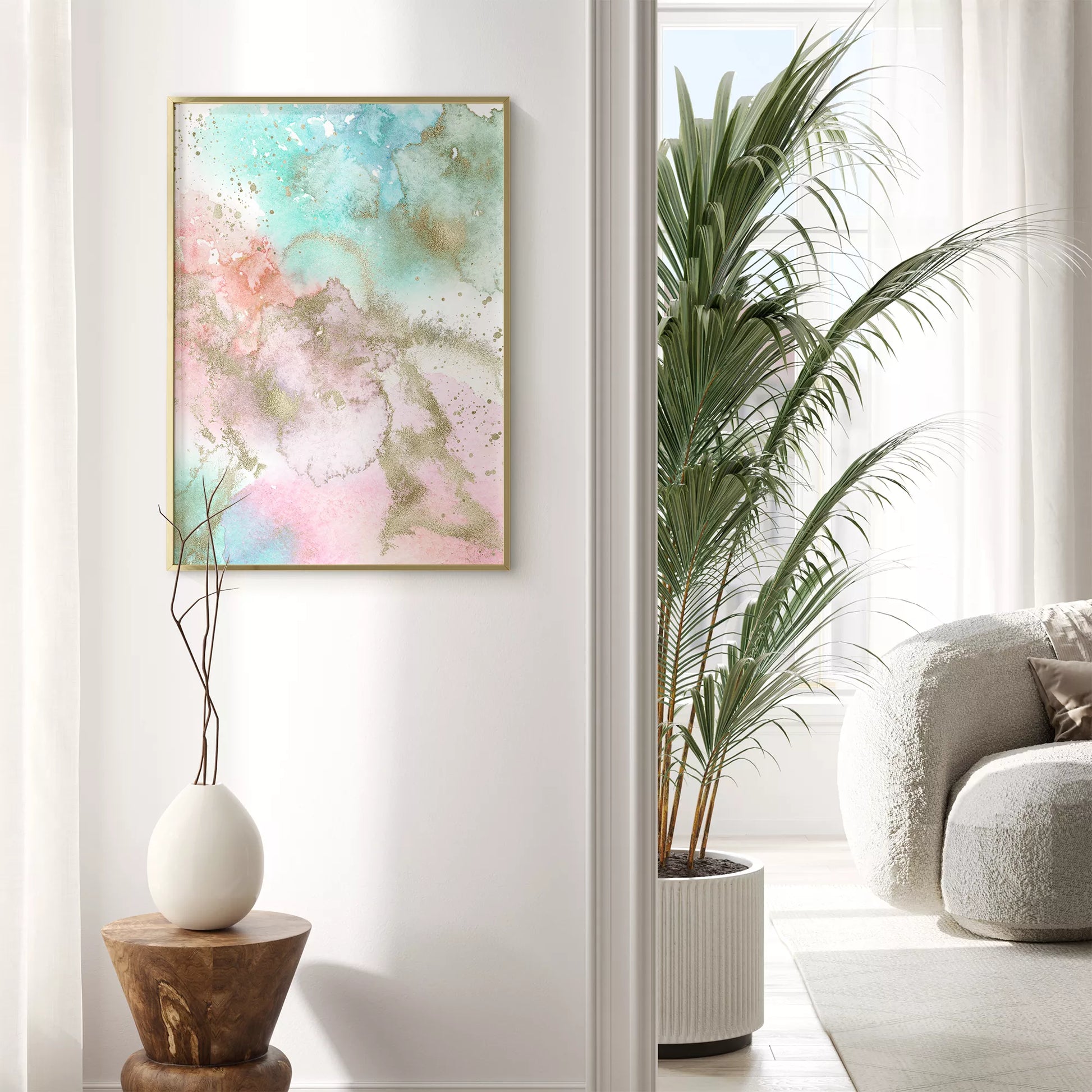 パステルカラーの水彩画風アート。ミントグリーンとピンクのグラデーションに金箔のアクセントが施された抽象画