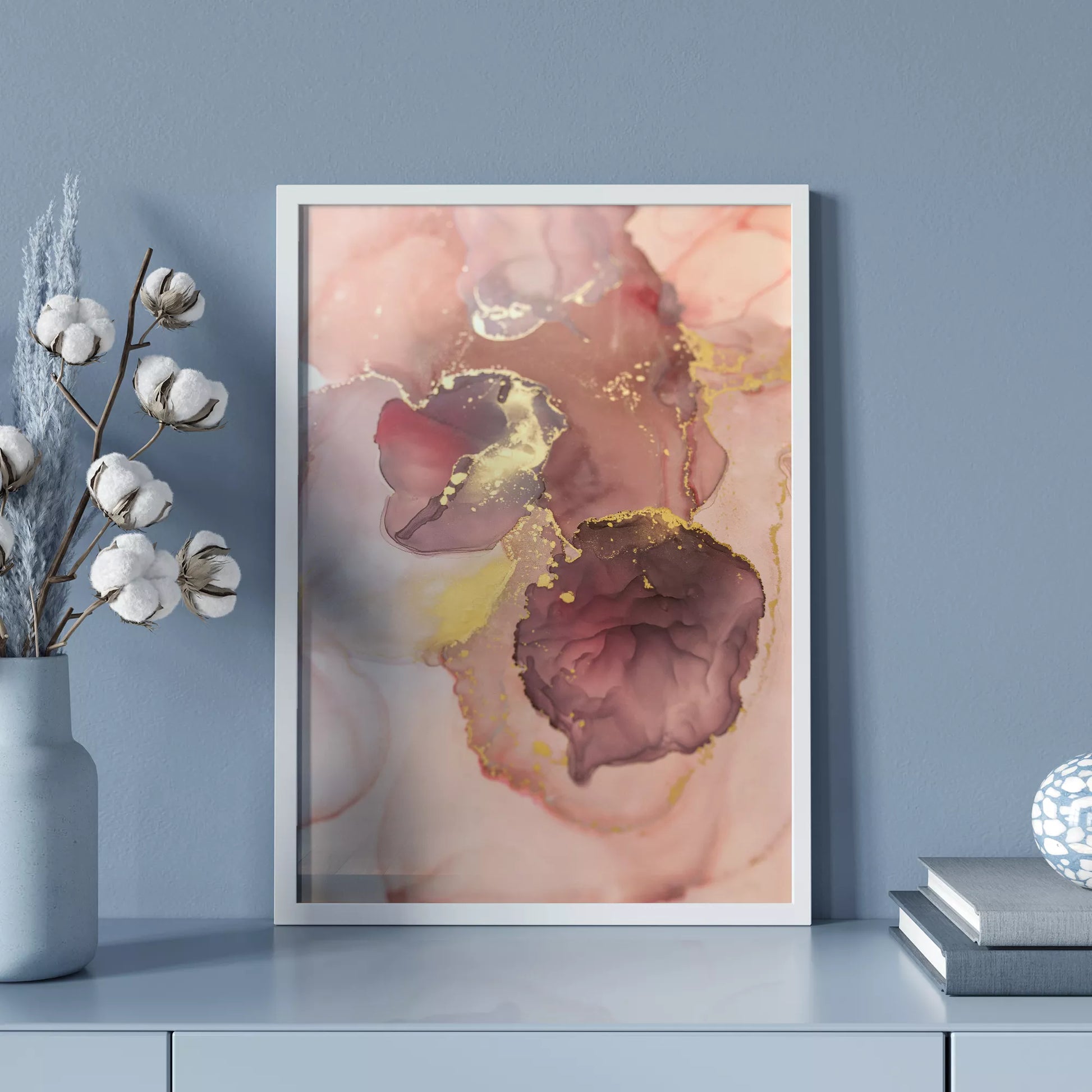 ピンク色と金箔の大理石風アートプリント、モダンな抽象画