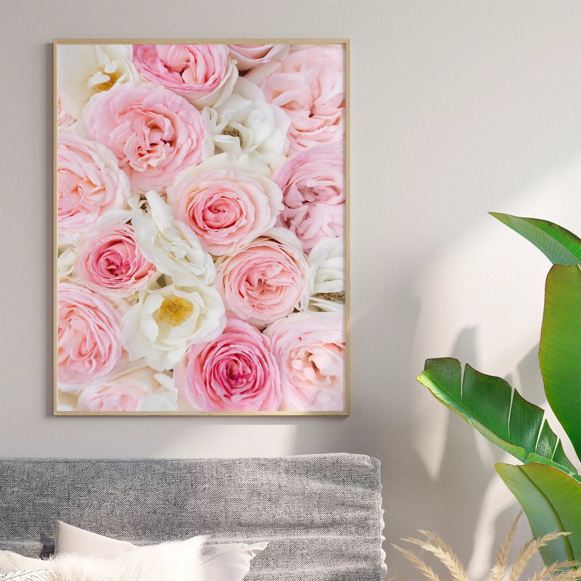 優雅なピンクと白のバラの花束アートポスター、インテリア装飾用