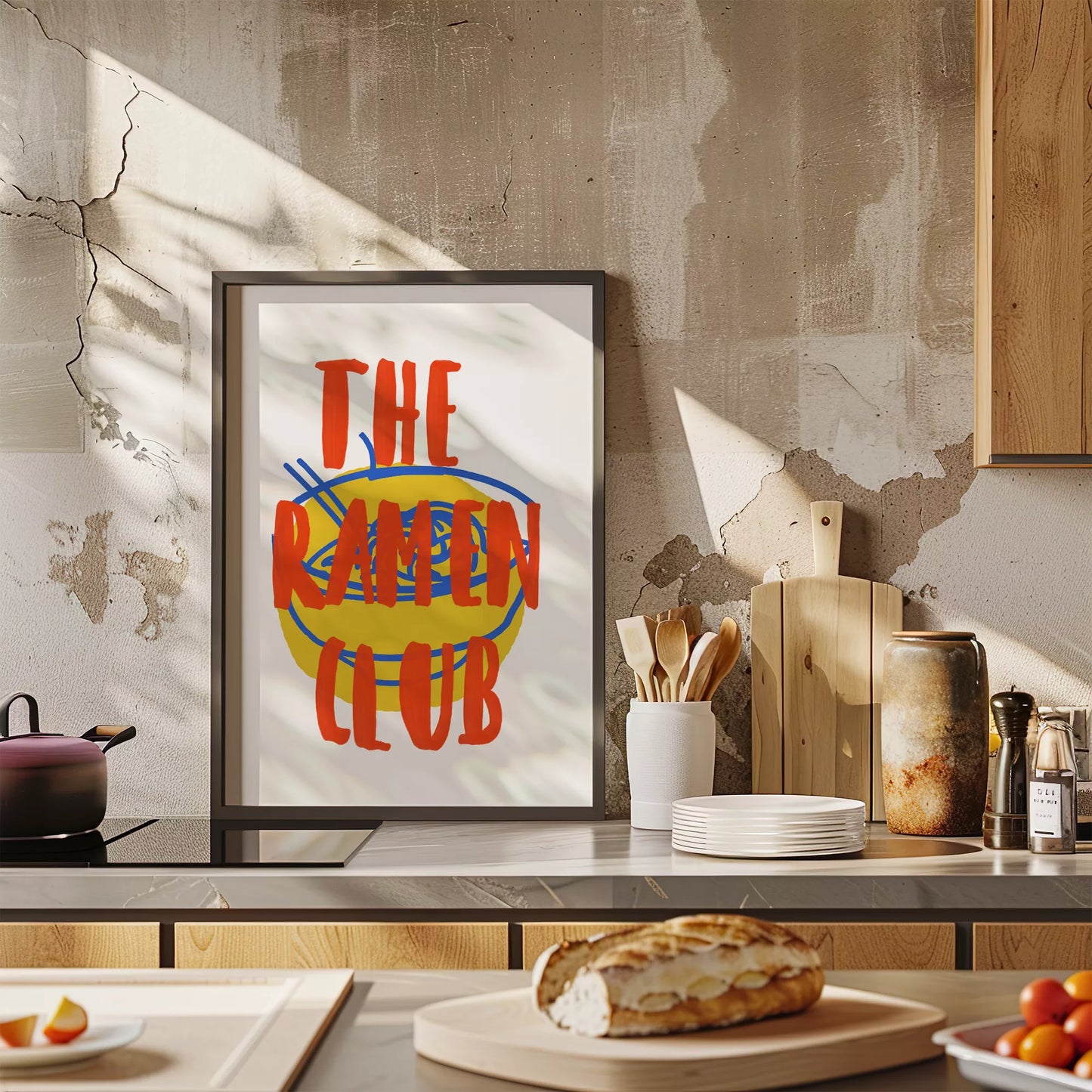 黄色いラーメン丼とオレンジ色の文字で描かれたモダンなポップアート