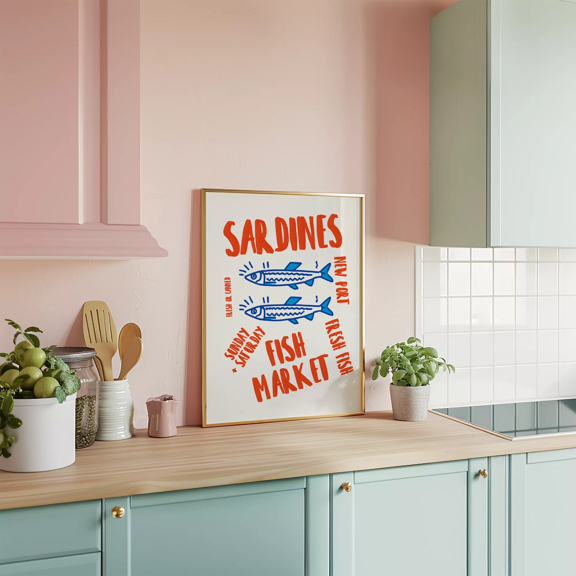 レトロな雰囲気の青いイワシと赤文字のフィッシュマーケットイラスト